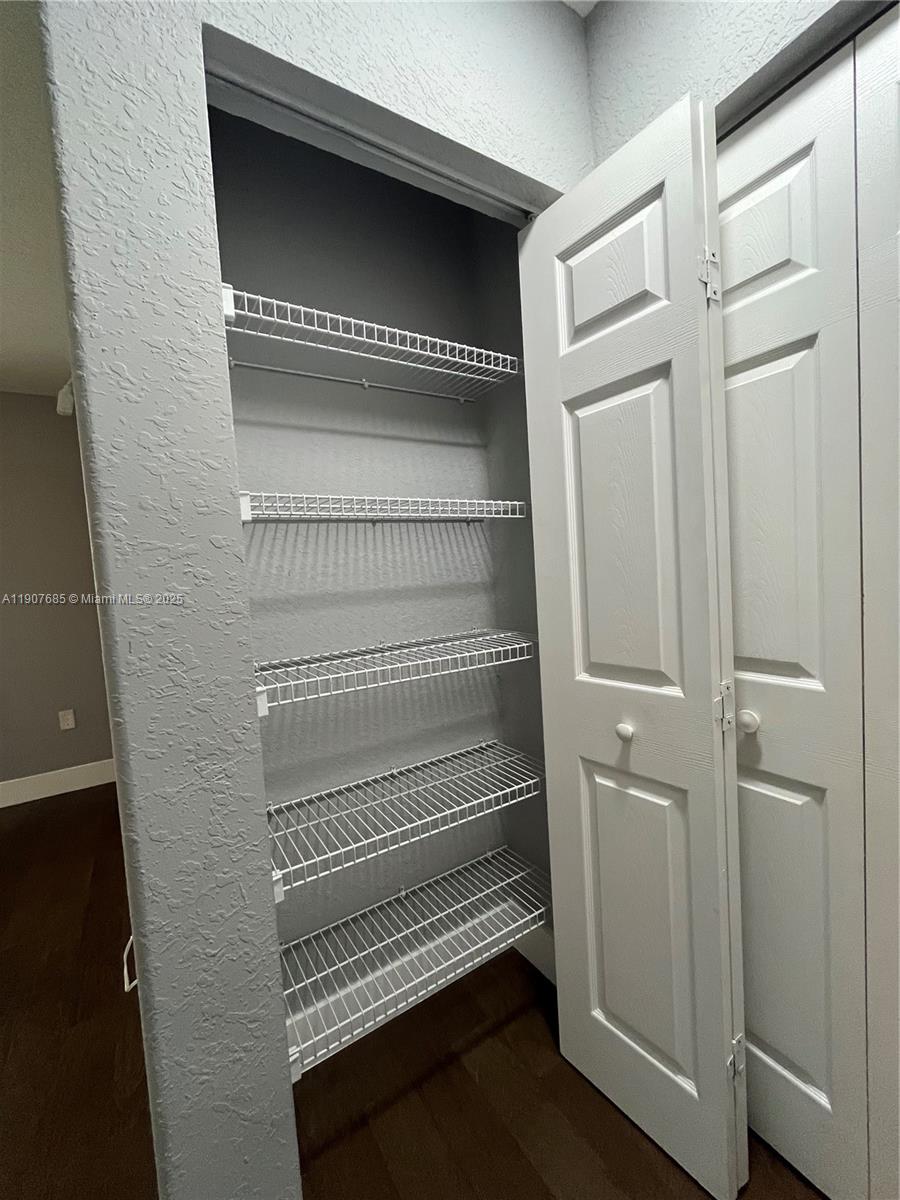 RIVIERA ISLES IV - Residential Lease