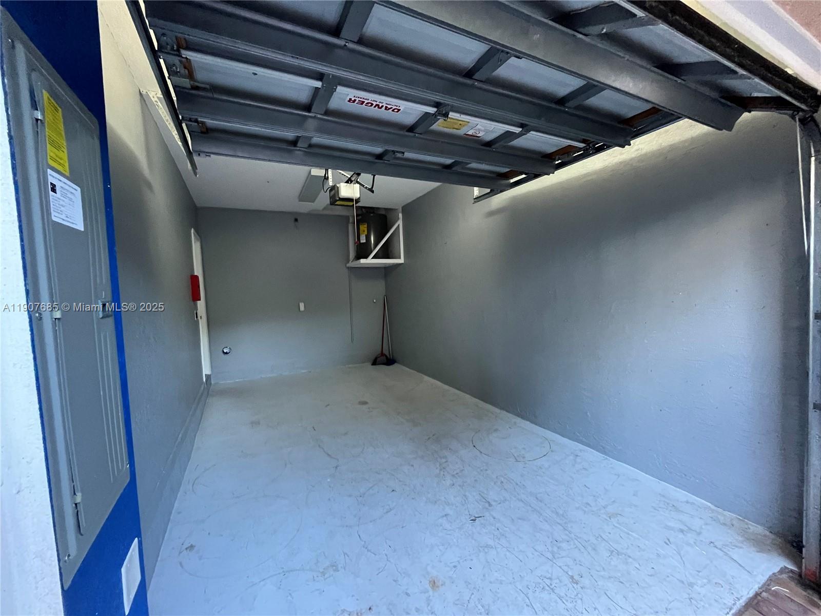 RIVIERA ISLES IV - Residential Lease