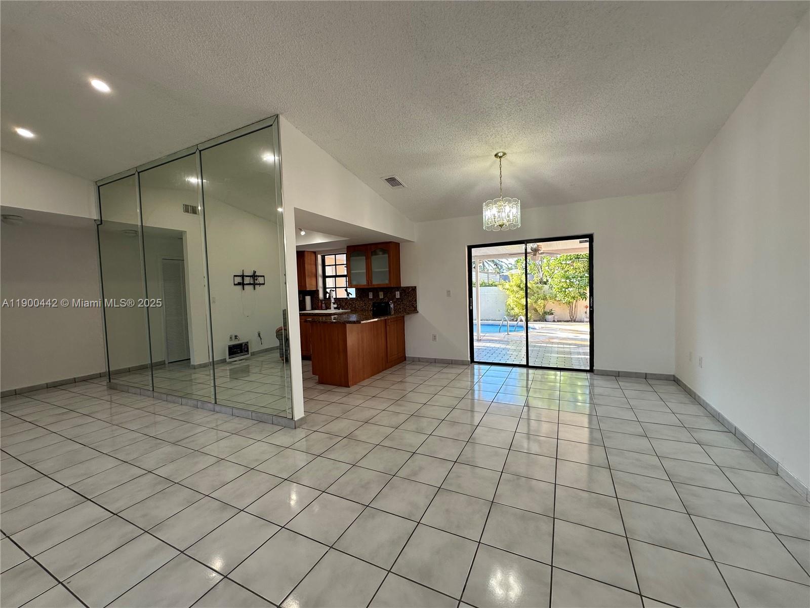 GOLDEN EAGLE ESTATES SEC - Residential Lease