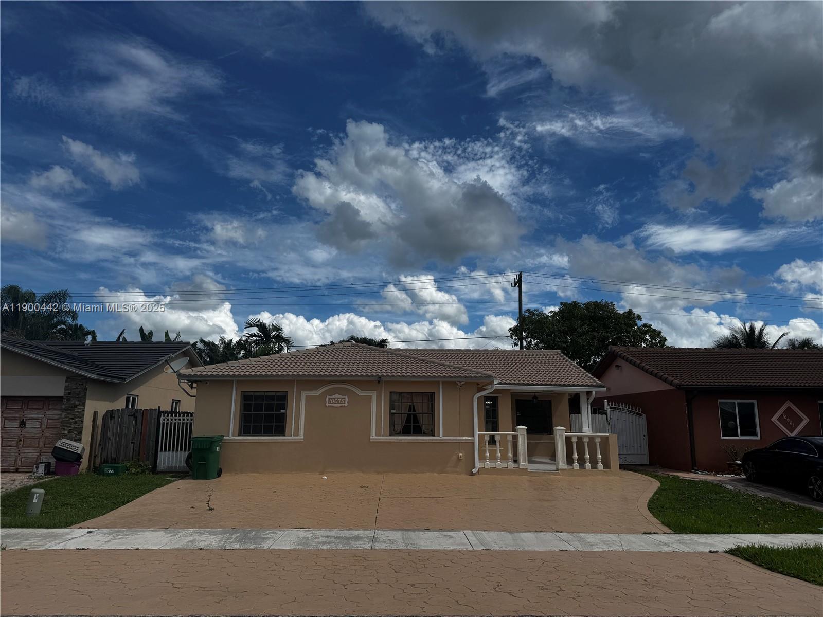 GOLDEN EAGLE ESTATES SEC - Residential Lease