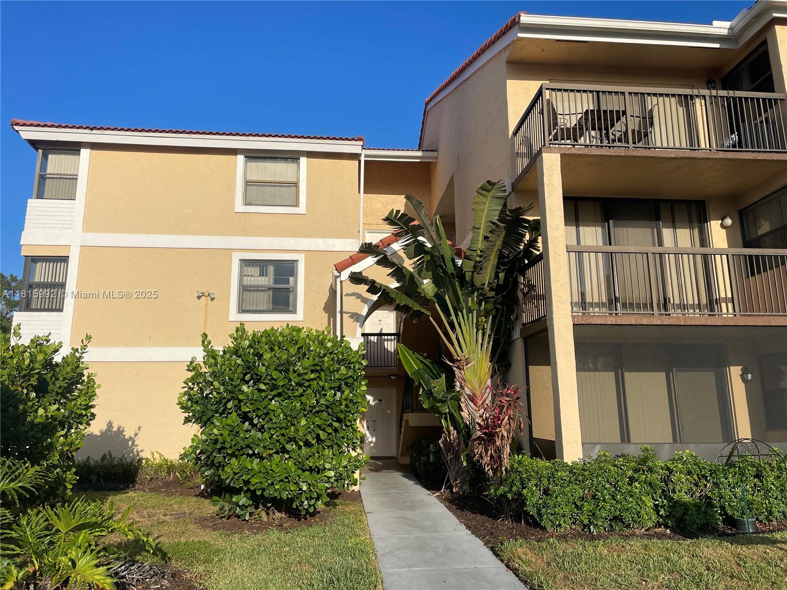 5661 Riverside Dr 101B7, Coral Springs, Broward County, Florida - 2 Bedrooms  
2 Bathrooms - 