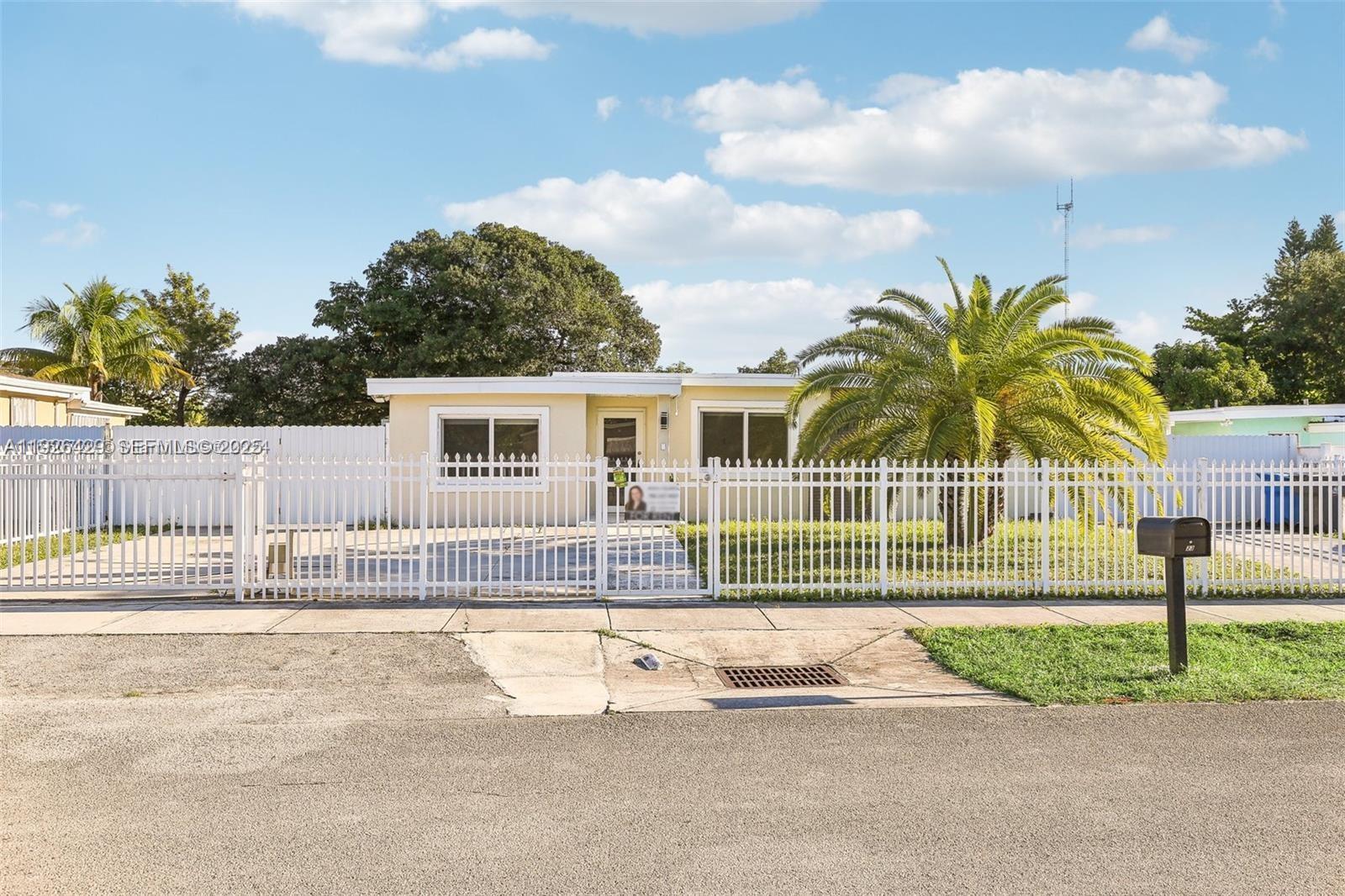 MIAMI GARDENS ESTATES SEC - Residential Lease