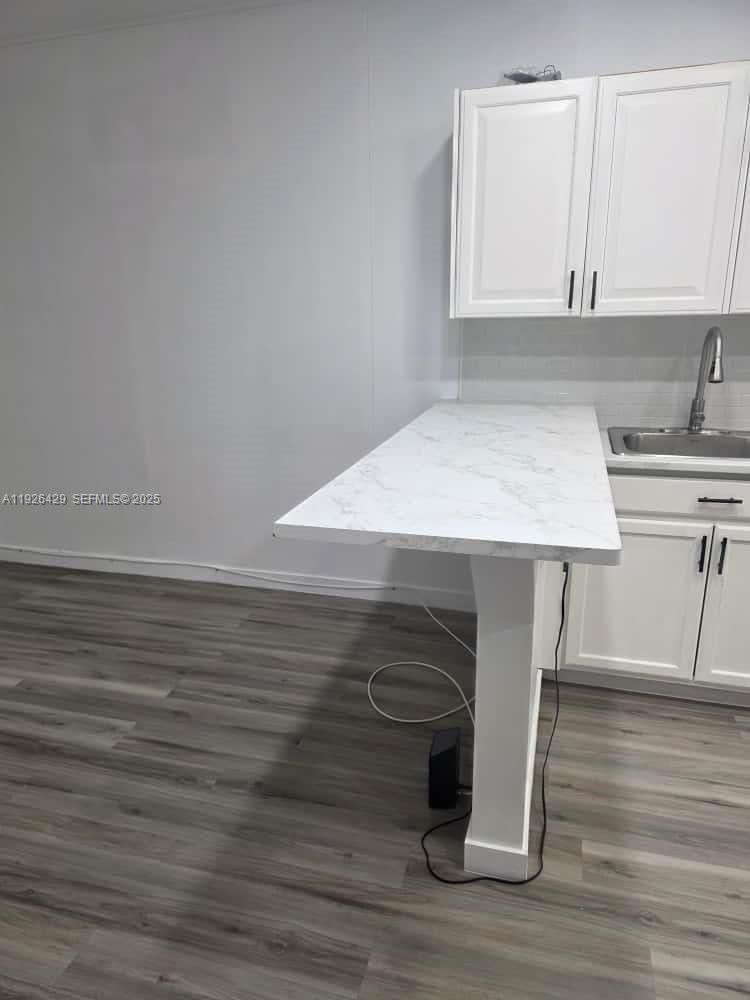 MIAMI GARDENS ESTATES SEC - Residential Lease