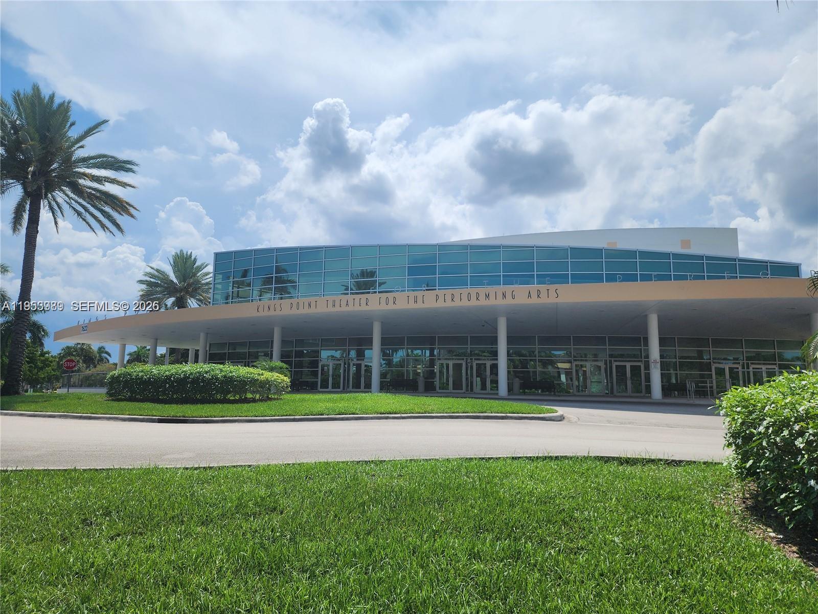 GRANVILLE CONDOMINIUM E - Residential