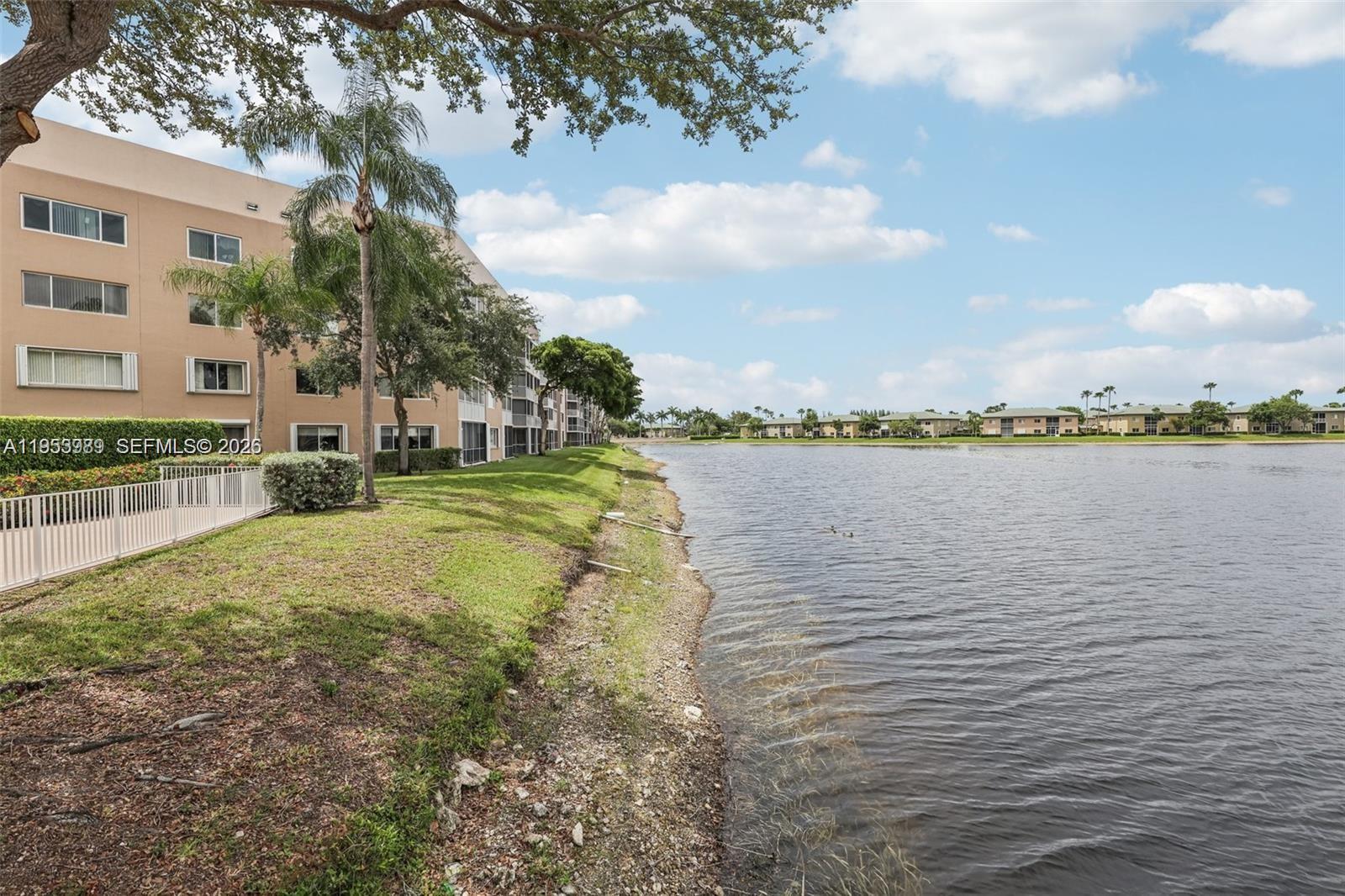 GRANVILLE CONDOMINIUM E - Residential