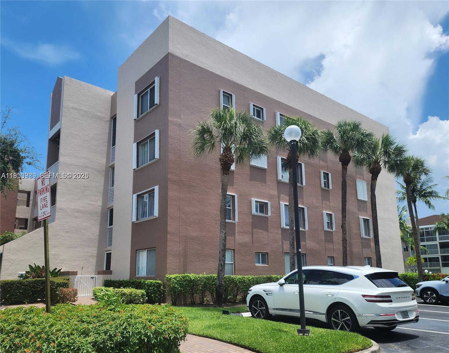 GRANVILLE CONDOMINIUM E - Residential