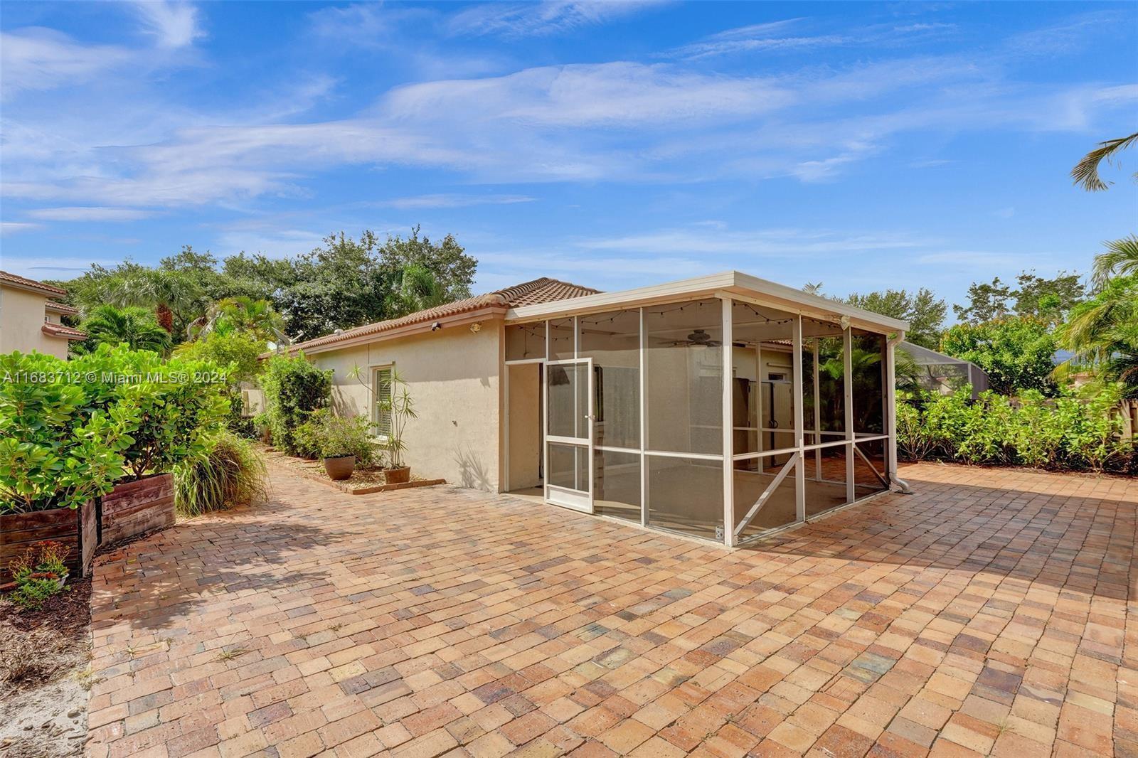 TURTLE RUN - Residential