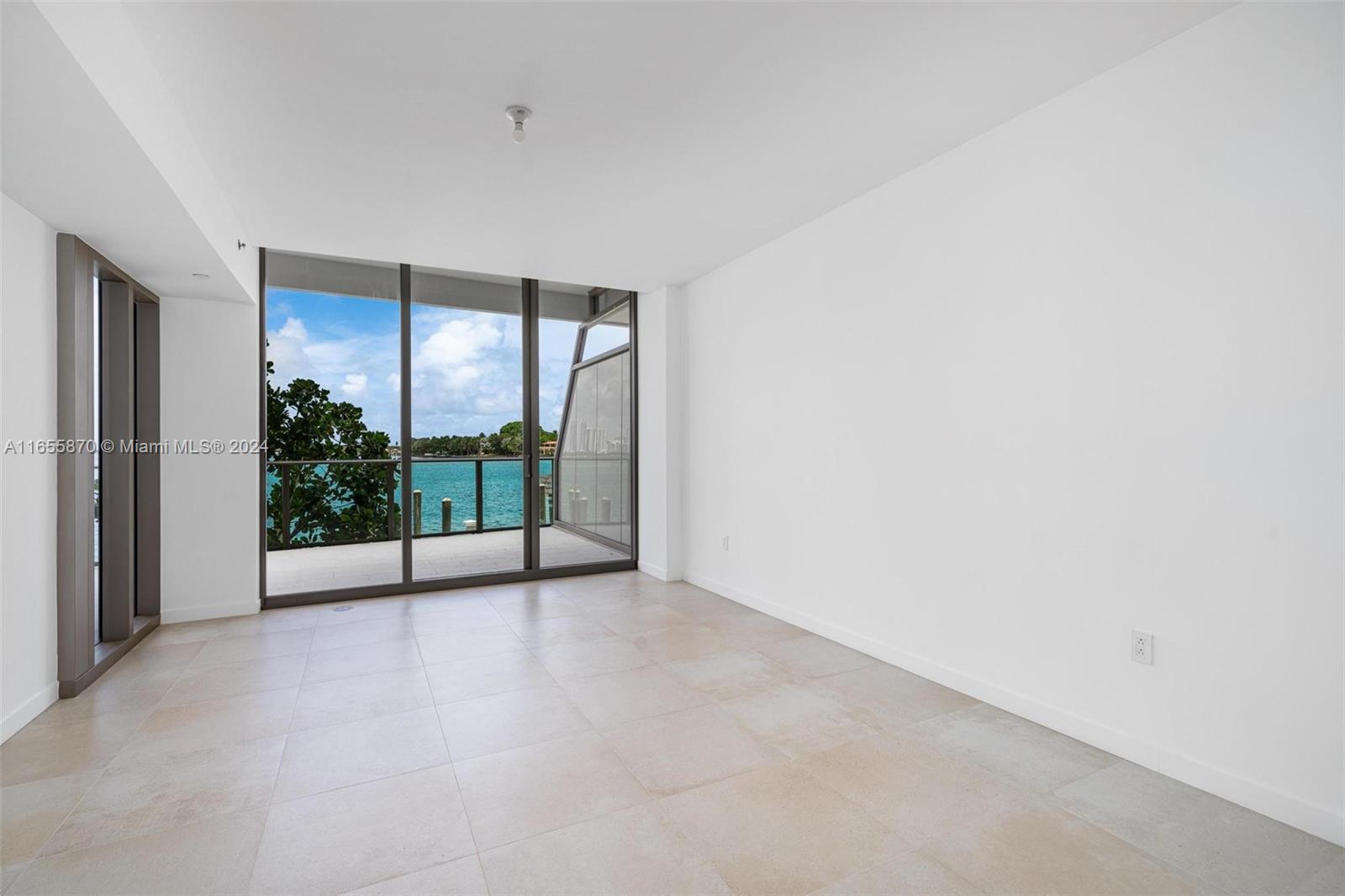 Onda Residences - Residential