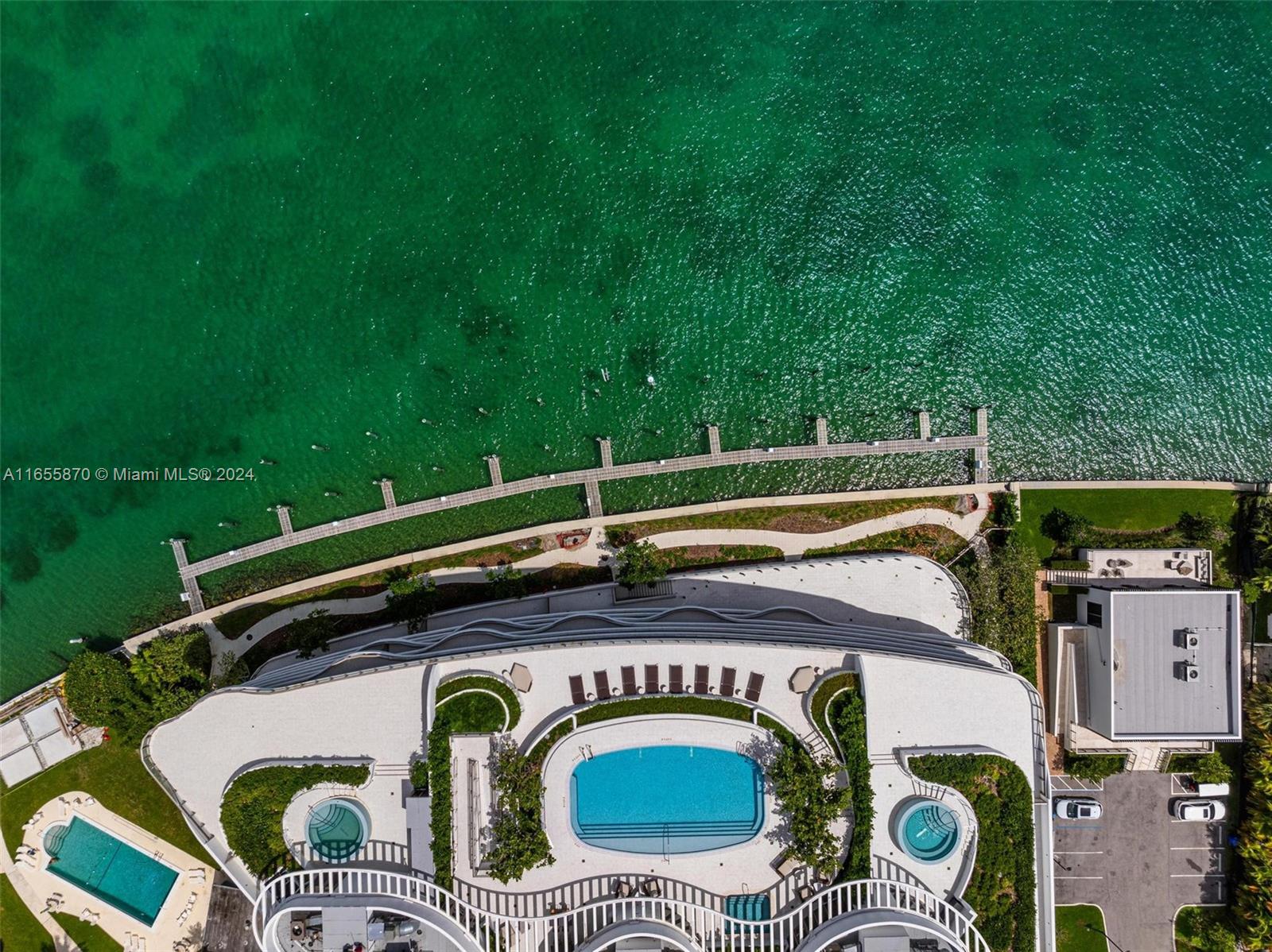 Onda Residences - Residential