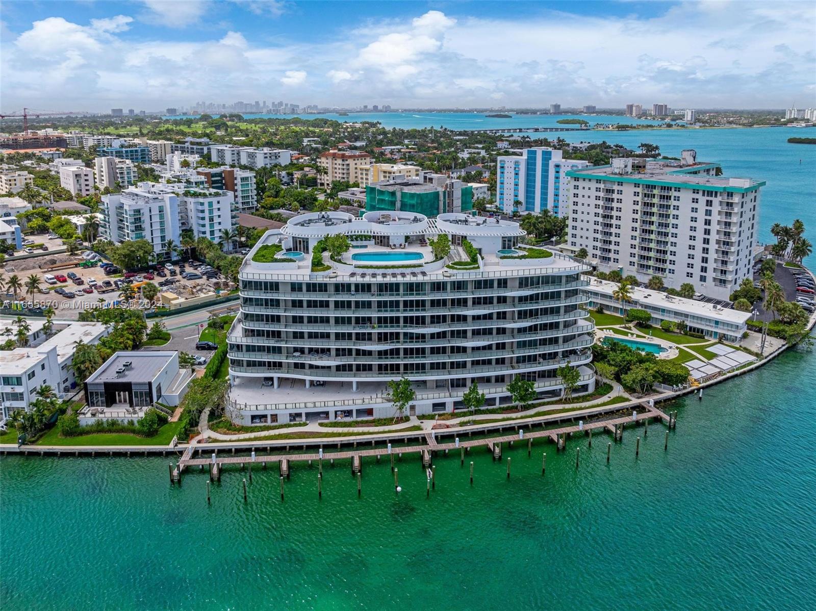 Onda Residences - Residential