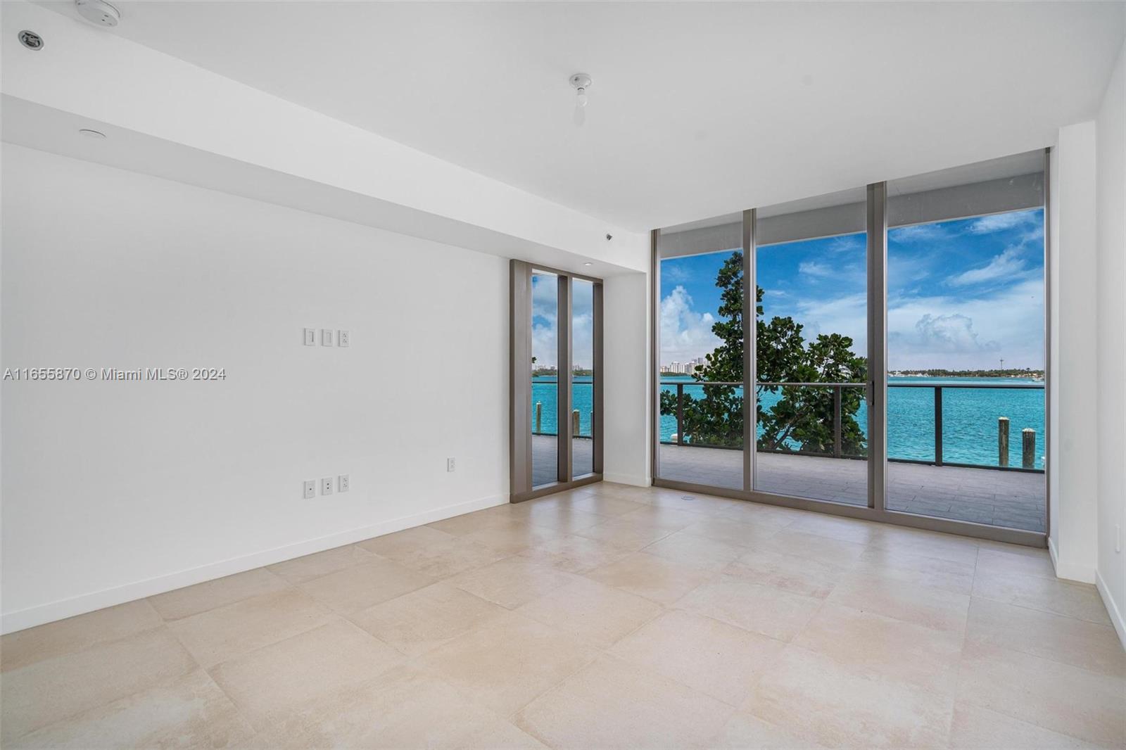 Onda Residences - Residential