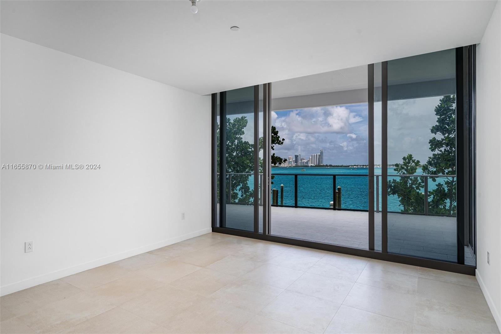 Onda Residences - Residential