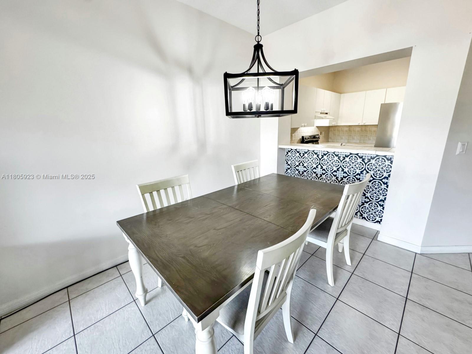 MONTE CARLO TOWNHOMES - Residential
