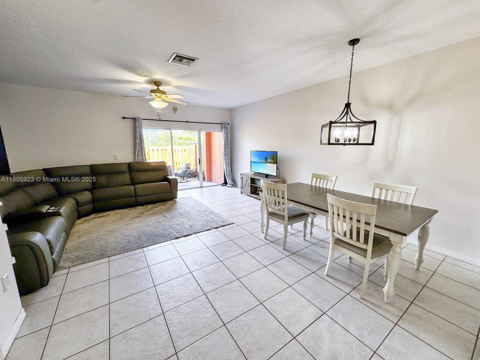 MONTE CARLO TOWNHOMES - Residential