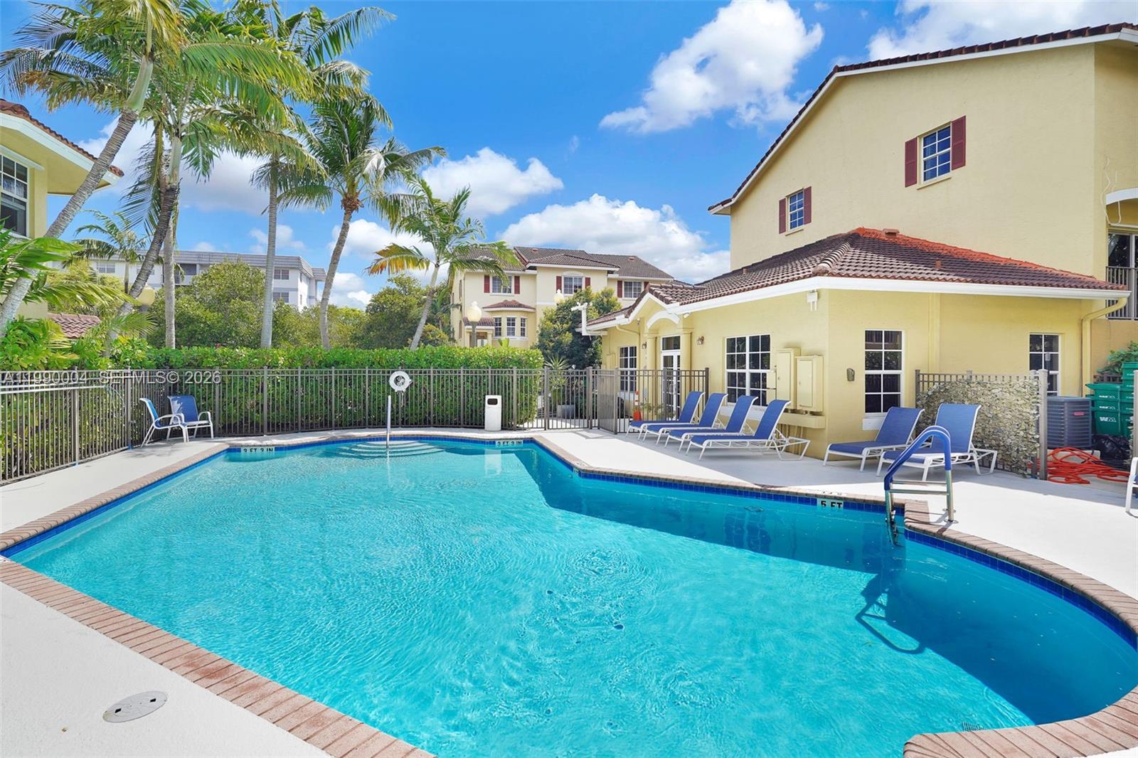 THE PRESERVE CONDO - Residential