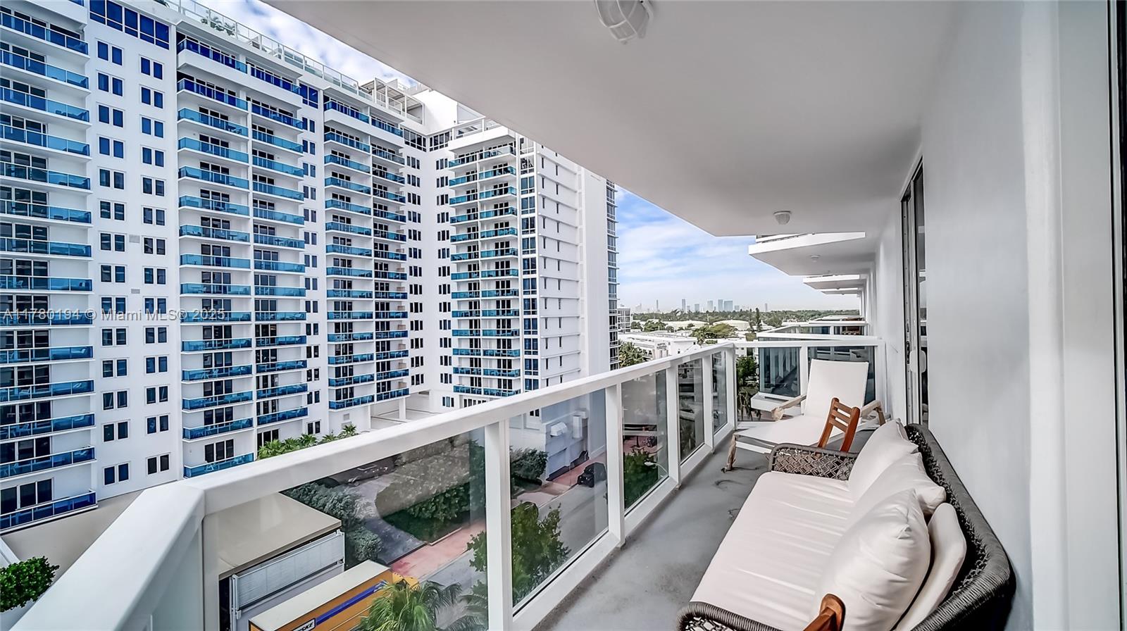 THE RIVIERA CONDO - Residential Lease