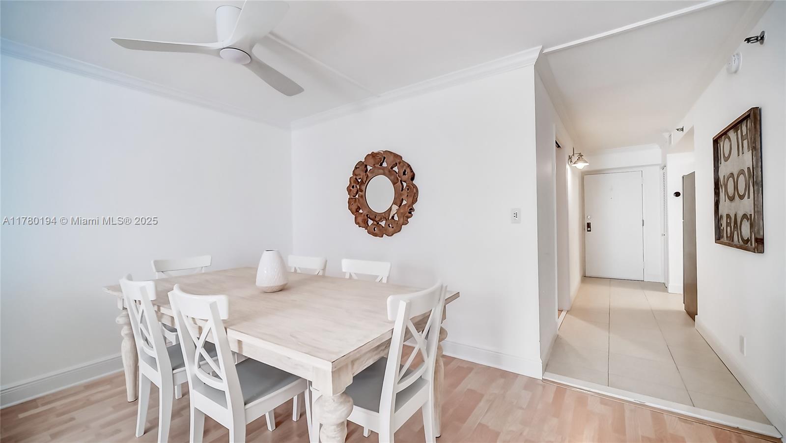 2401 Collins Ave 904
