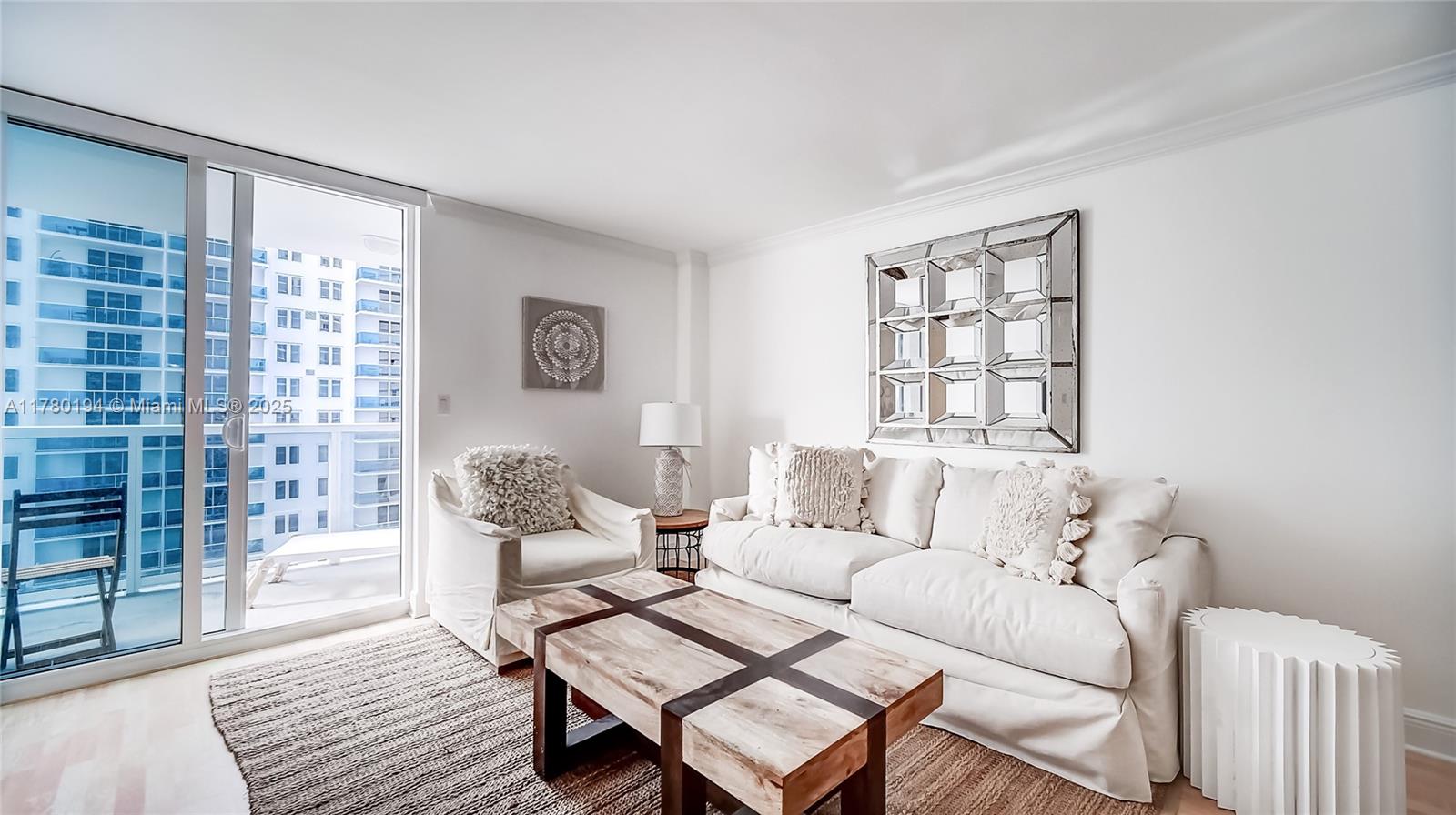 THE RIVIERA CONDO - Residential Lease