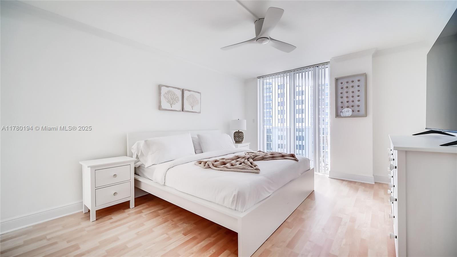 THE RIVIERA CONDO - Residential Lease