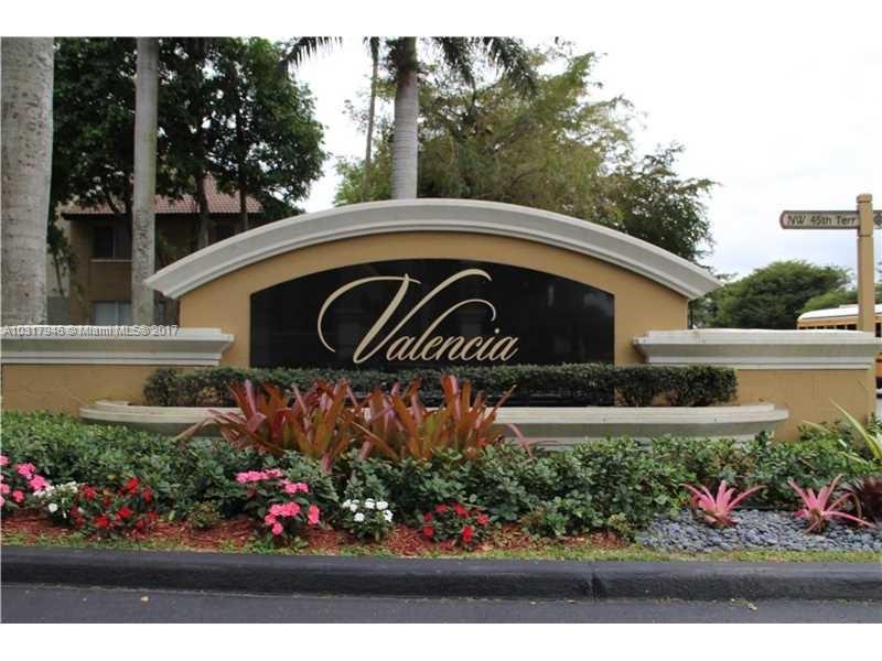 BEATIFUL AND RENOVATED 1/1 CONDO IN HEART OF DORAL. UNIT HAS A BALCONY AND AN AMAIZING LAKE VIEW. KITCHEN HAS STAINLESS STEEL APPLIANCES, NEW WASHER AND DRYER INSIDE UNIT., ACCORDION SHUTTERS. COMPLEX INCLUDING MEMBERSHIP TO THE AMAIZING DORAL COUNTRY PARK GOLF & CLUB, TENNIS COURTS, PLAYGROUND FOR THE KIDS, JACUZZI, POOL, GYM, BBQ AREA. CONVENIENTLY AND CENTRALLY LOCATED. UNIT NEAR MAJOR HIGHWAYS, MALLS, SHOPPING CENTERS, PARKS, RESTAURANTS, ATTRACTIONS AND MORE.