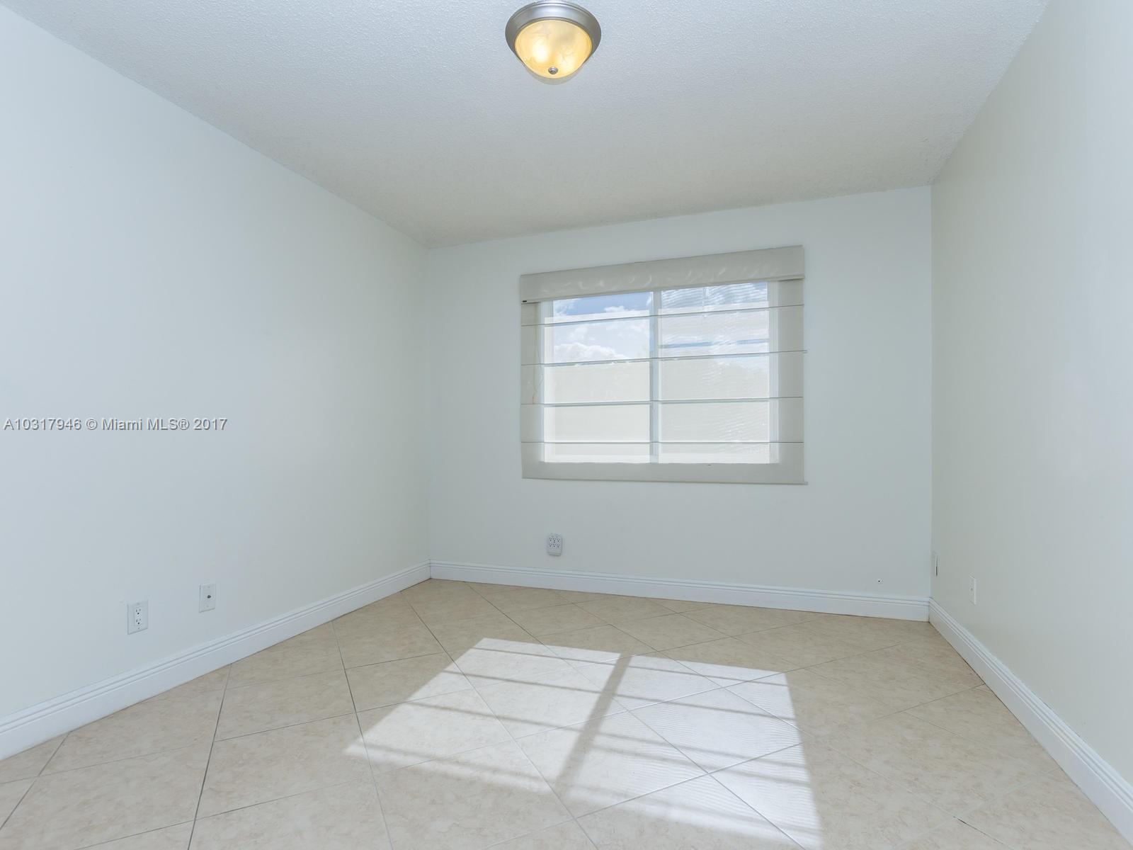 VALENCIA AT DORAL - Residential Lease