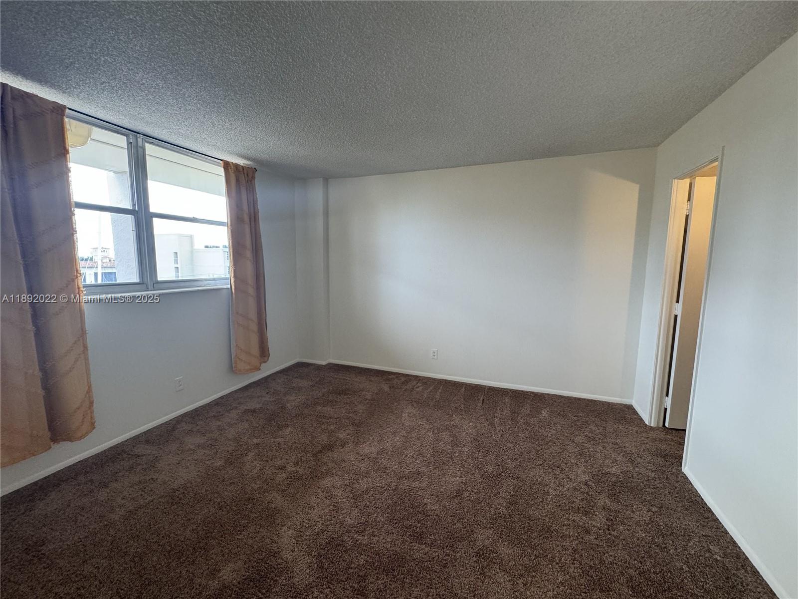 CROMWELL WEST CONDO - Residential Lease