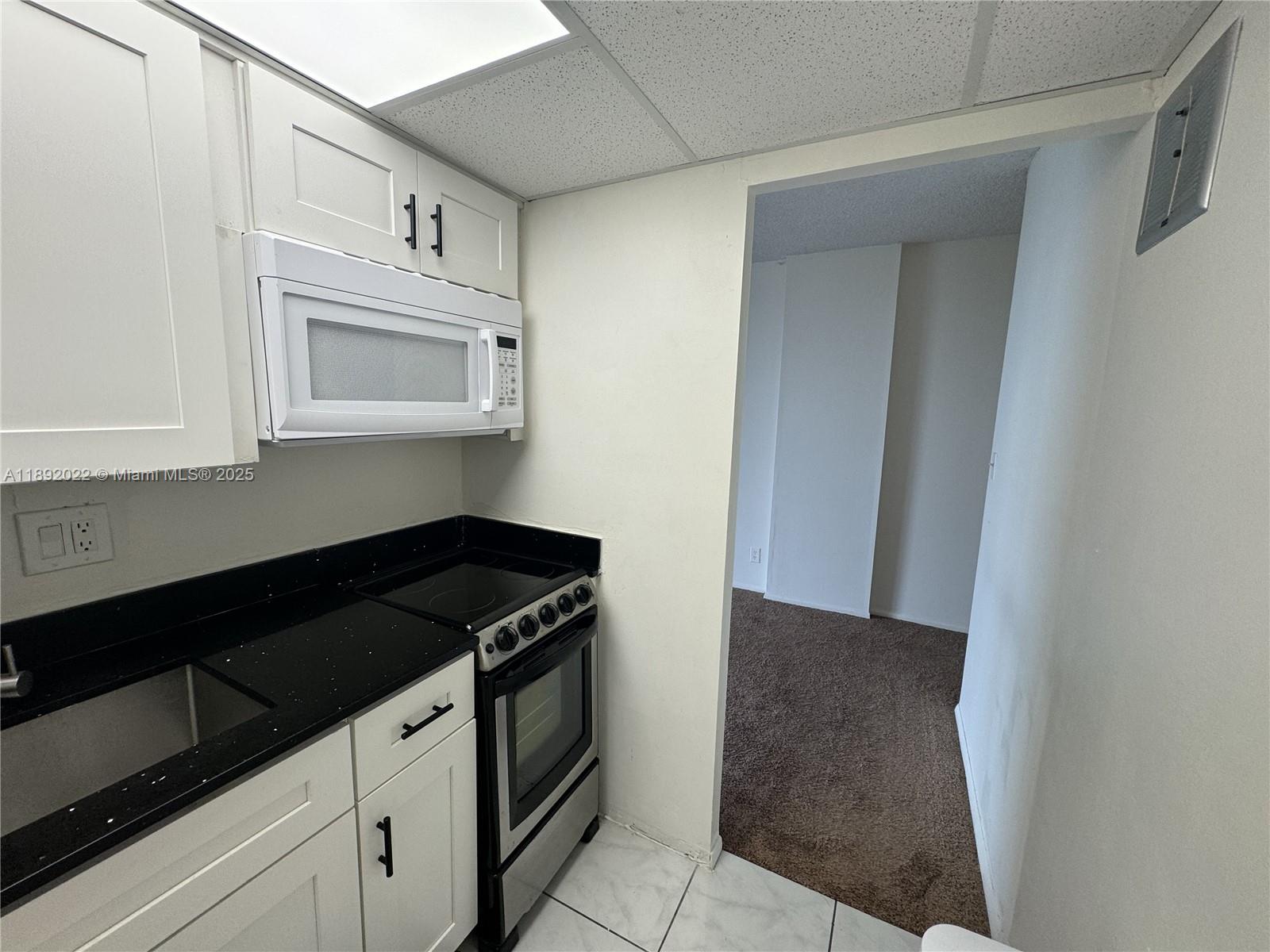 CROMWELL WEST CONDO - Residential Lease