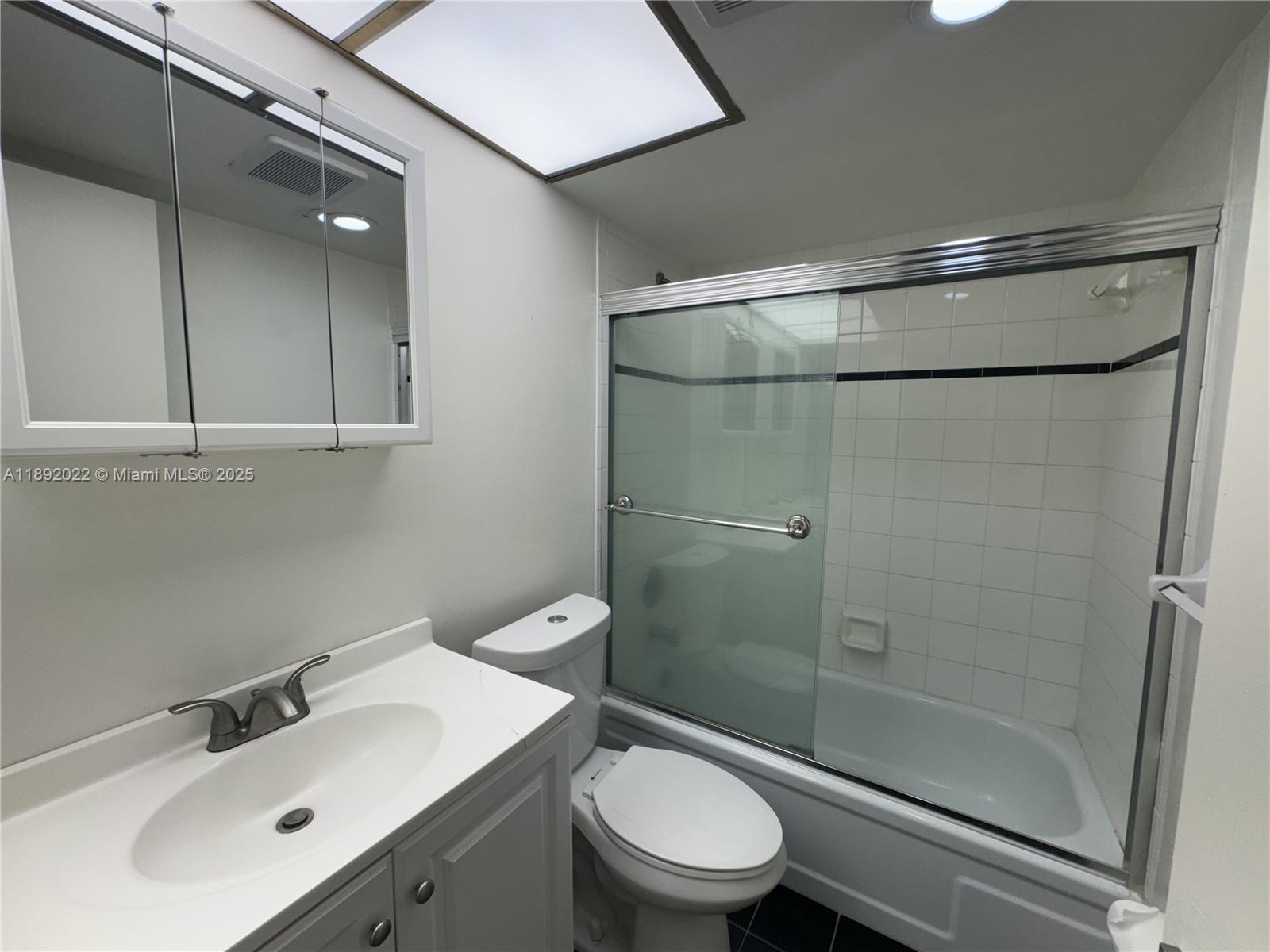 CROMWELL WEST CONDO - Residential Lease