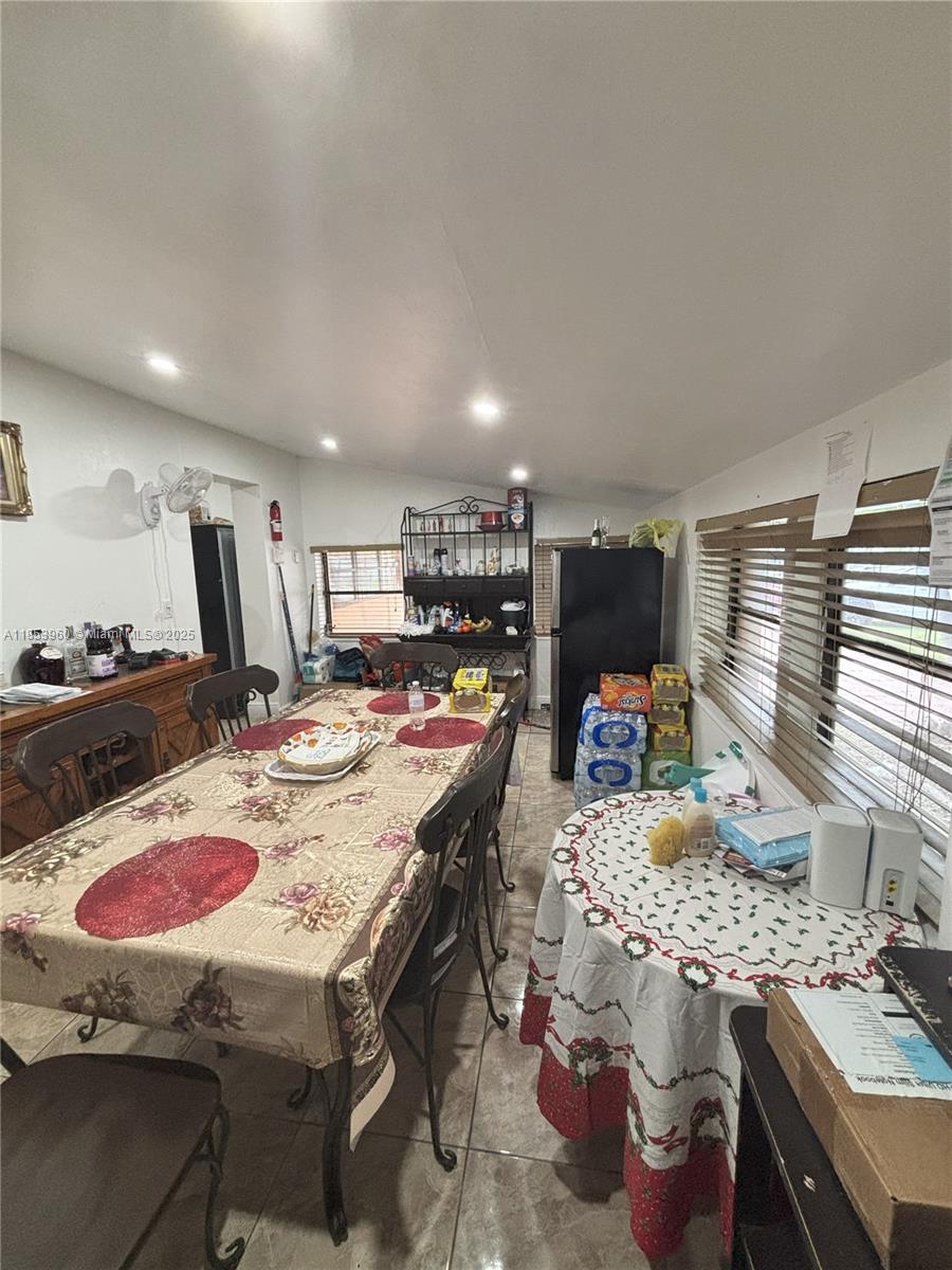 BEL-AIRE SEC 1 - Residential