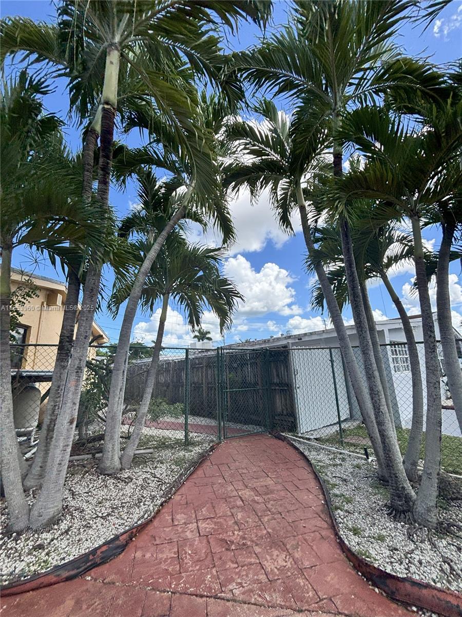 BEL-AIRE SEC 1 - Residential