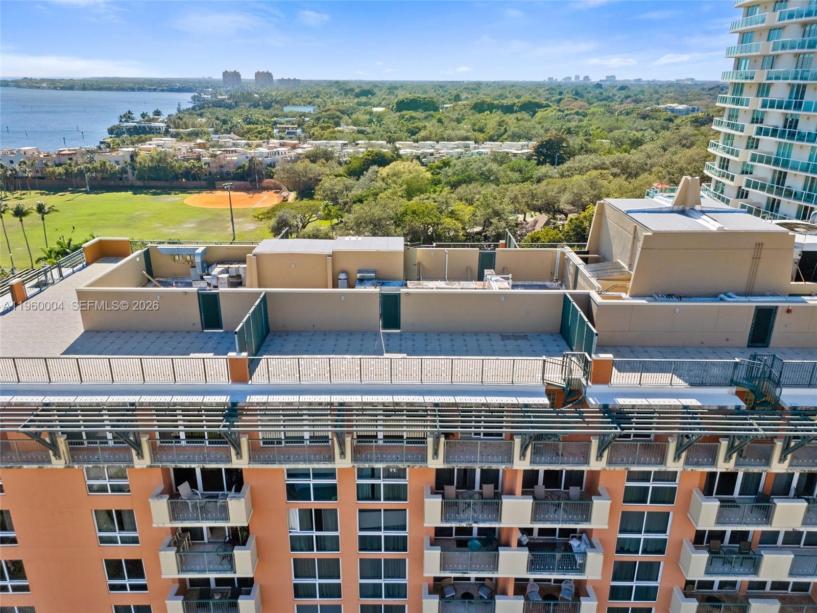 THE MUTINY CONDO - Residential