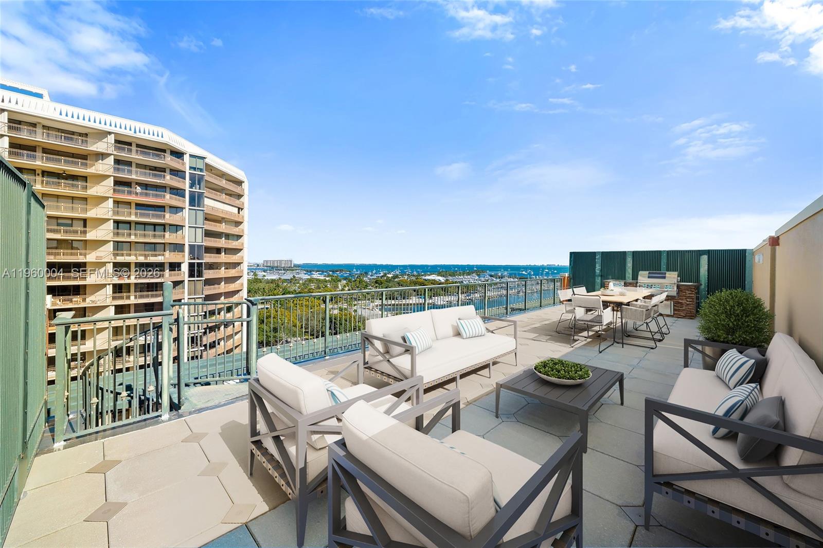 THE MUTINY CONDO - Residential