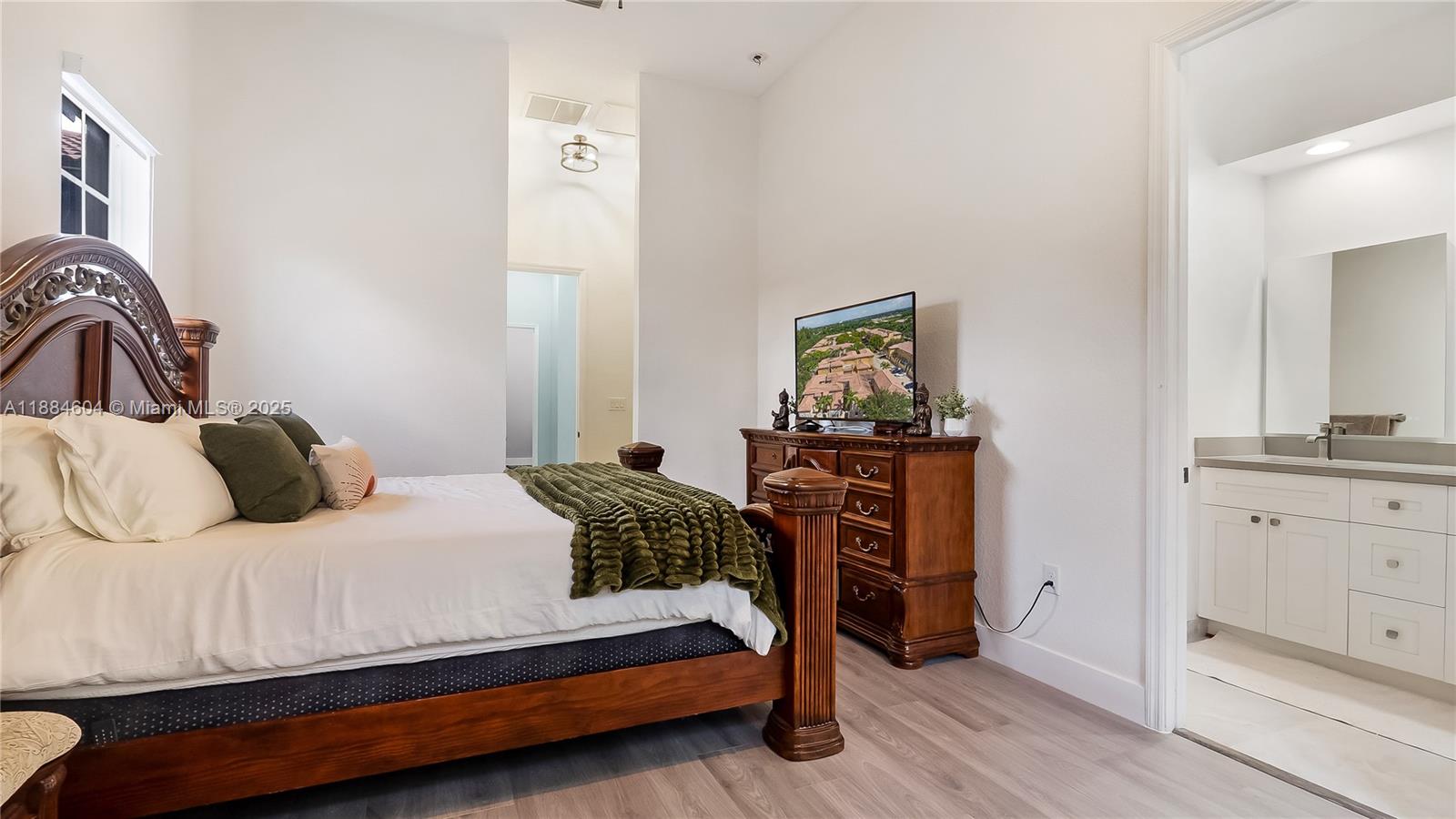 MEADOW PINES - Residential