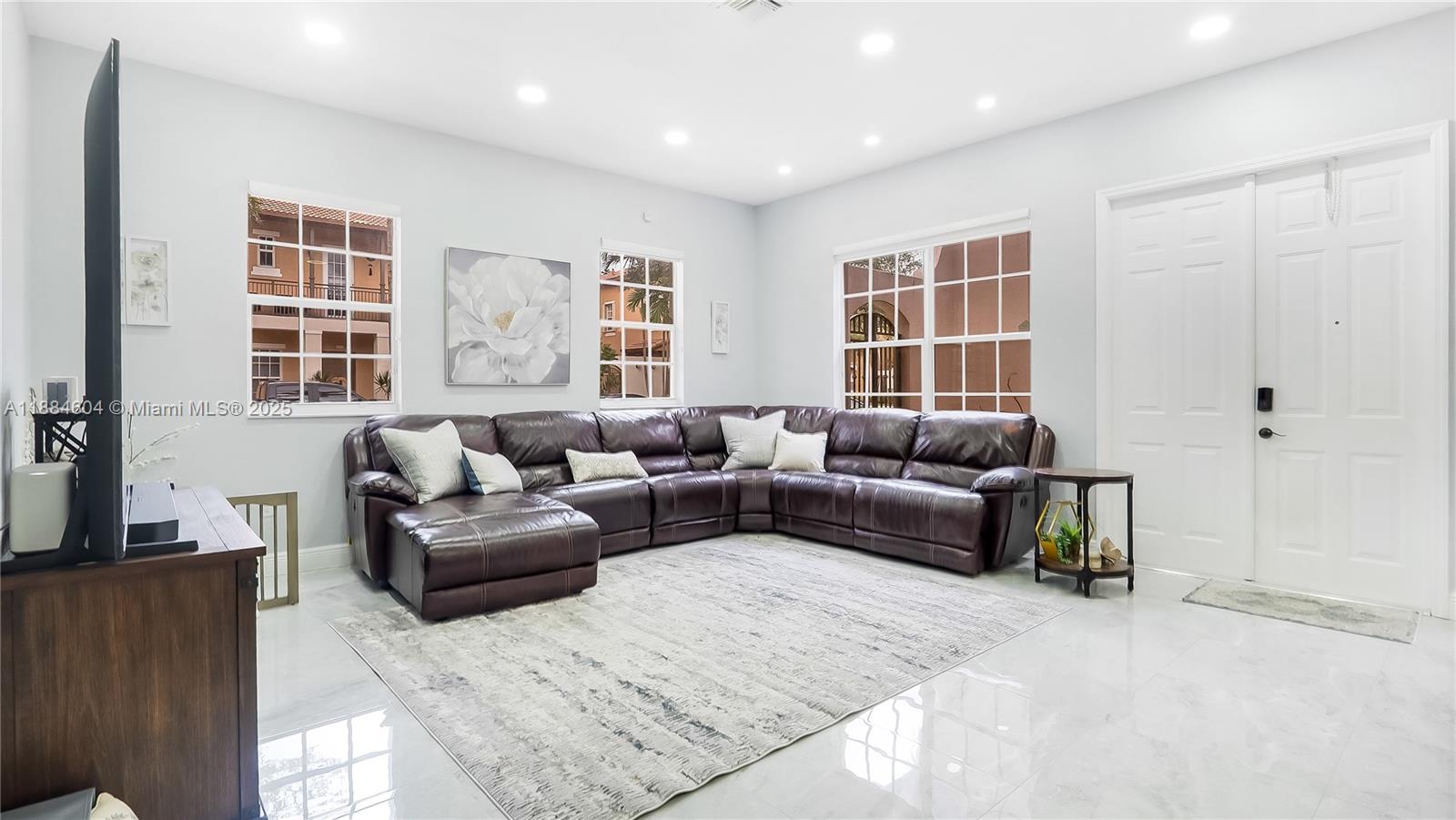 MEADOW PINES - Residential