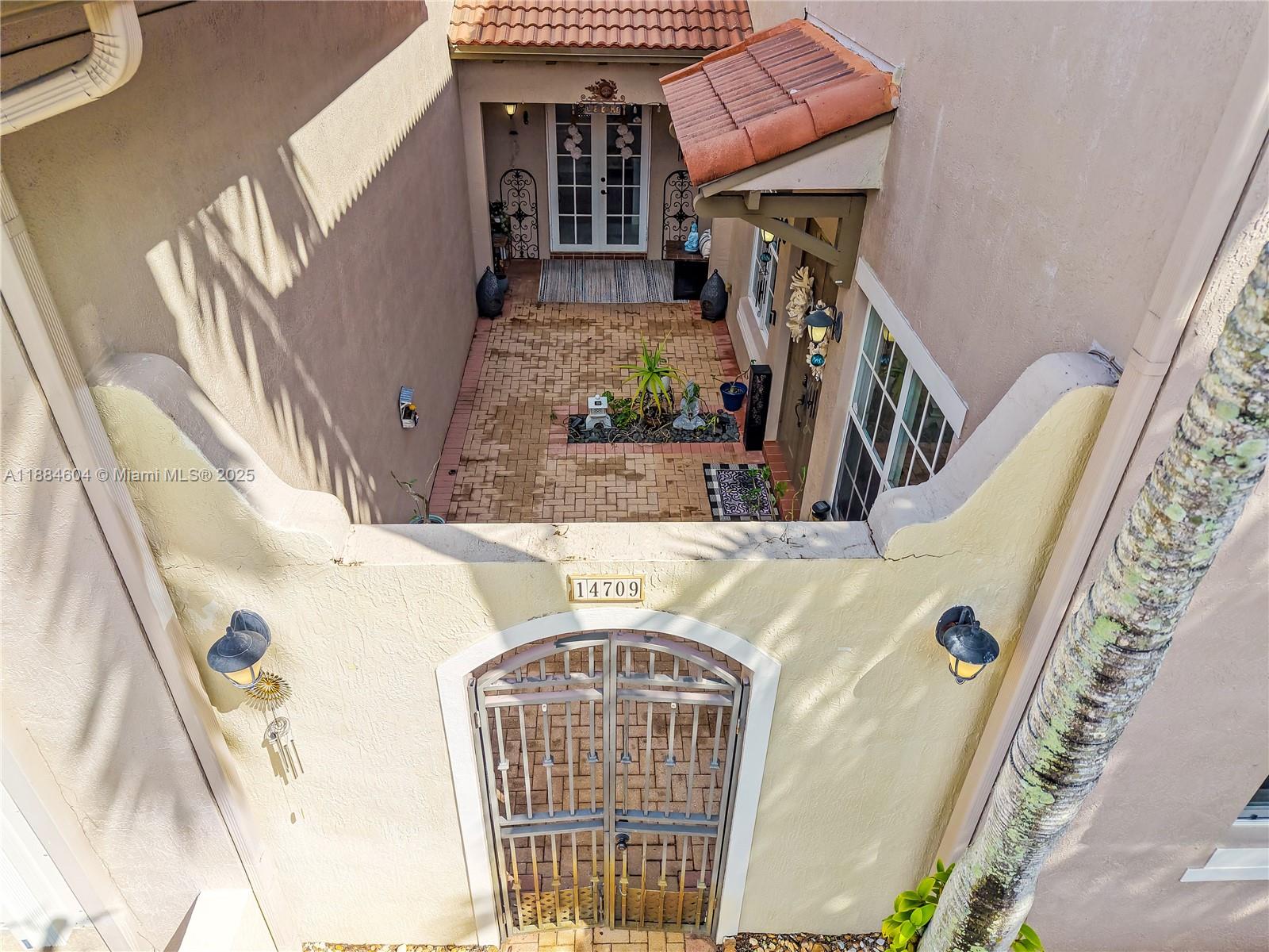 MEADOW PINES - Residential