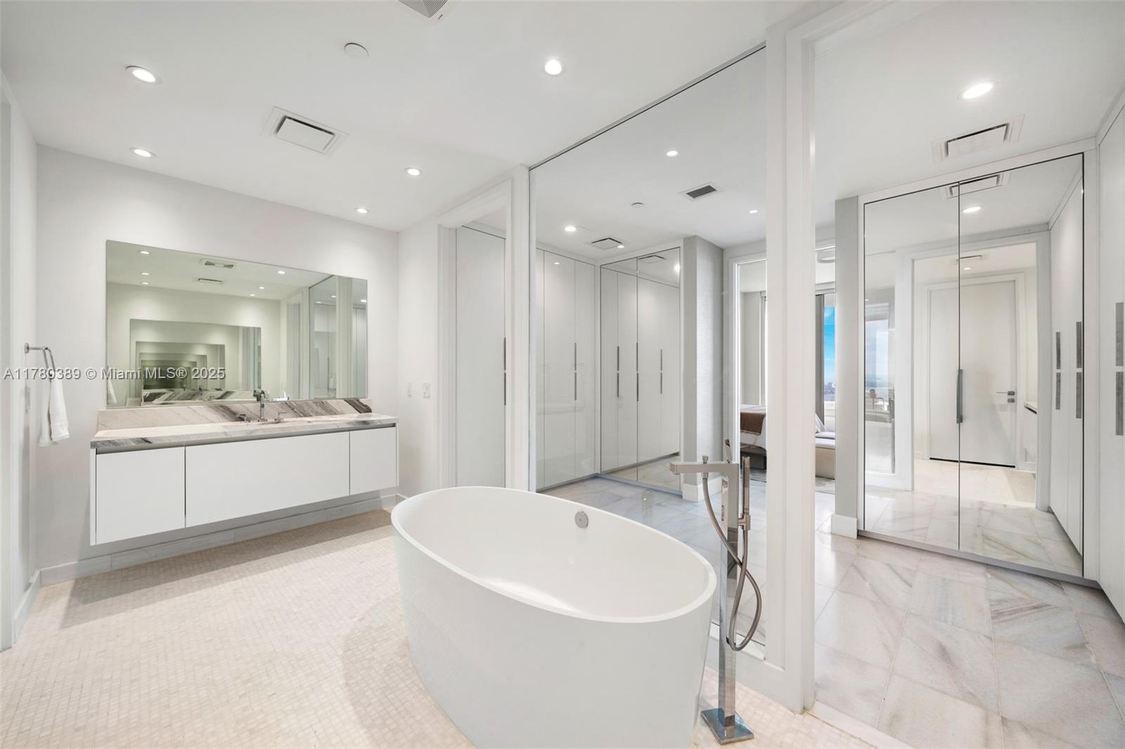 Missoni Baia - Residential