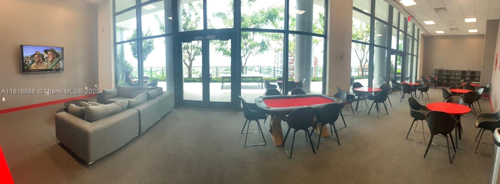 CANVAS CONDO - Residential