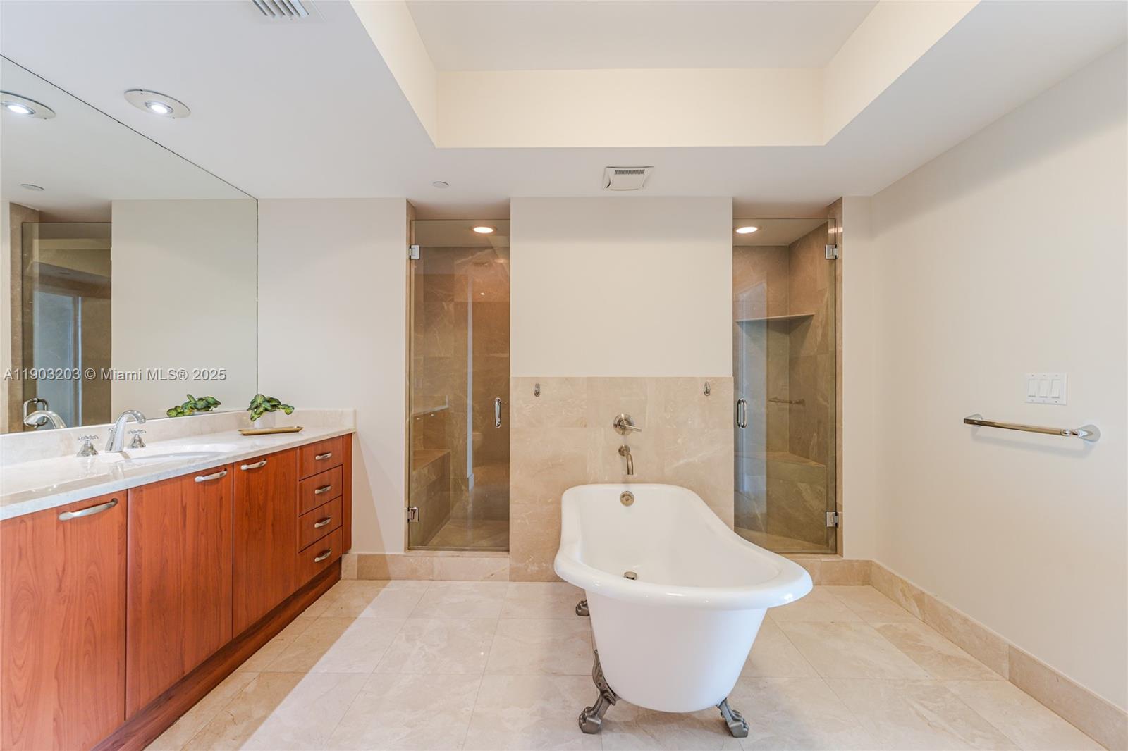 THE PENINSULA II CONDO - Residential Lease