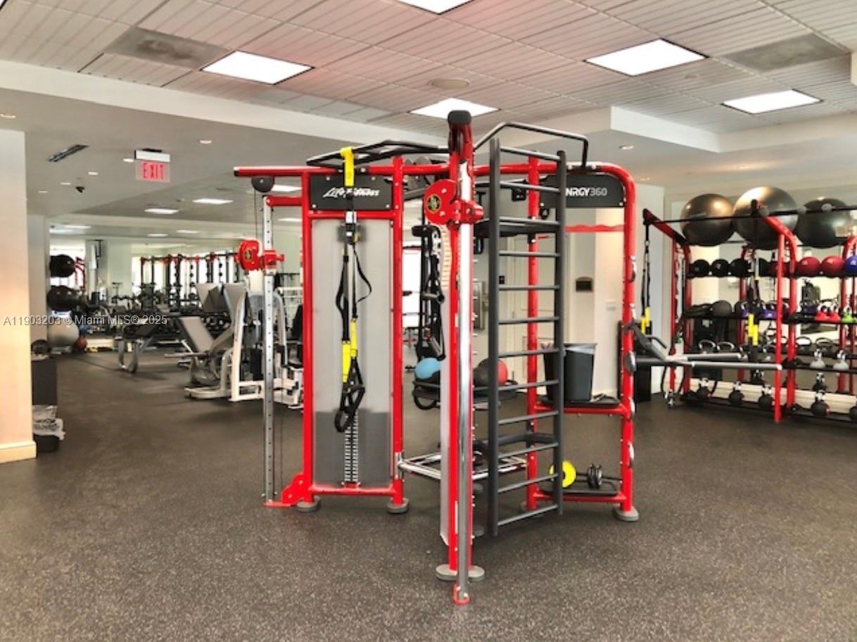 THE PENINSULA II CONDO - Residential Lease