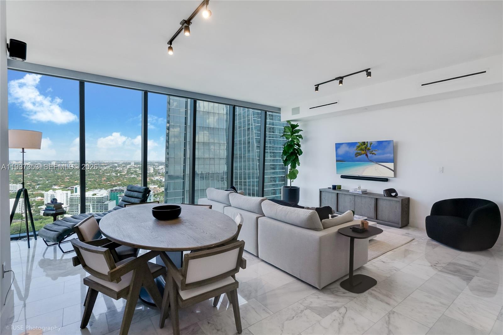 ECHO BRICKELL CONDO - Residential
