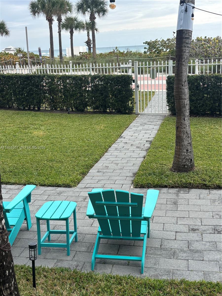 THE SURF CONDO - Residential