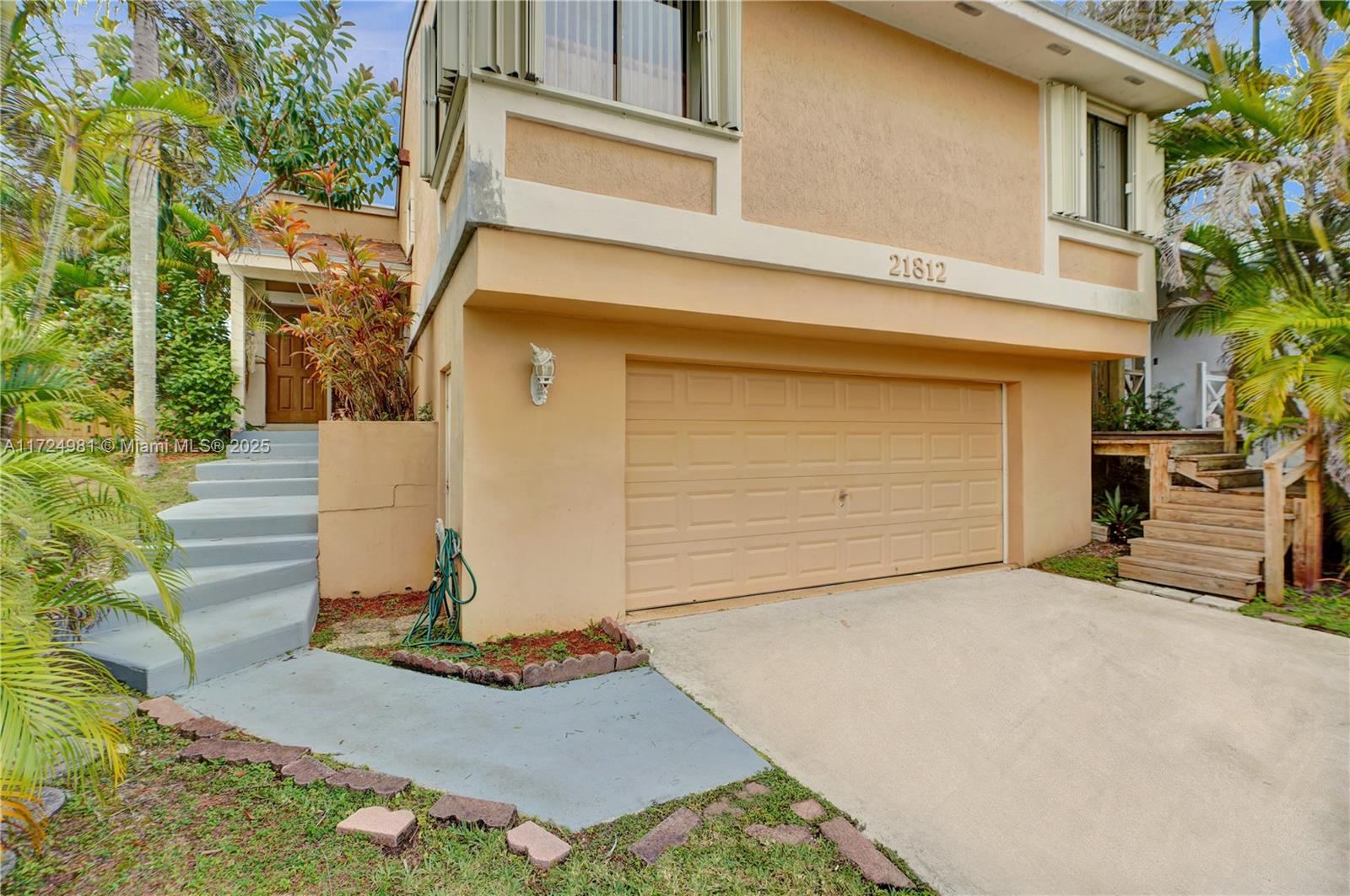 Property for Sale at 21812 Sw 98th Pl, Cutler Bay, Miami-Dade County, Florida - Bedrooms: 3 
Bathrooms: 2  - $499,900