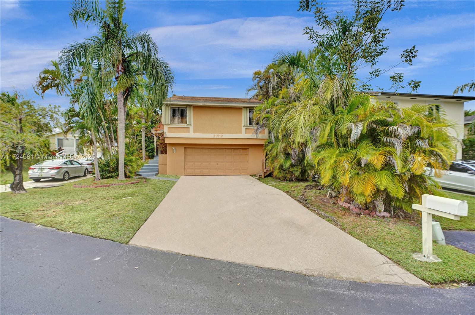 Property for Sale at 21812 Sw 98th Pl, Cutler Bay, Miami-Dade County, Florida - Bedrooms: 3 
Bathrooms: 2  - $499,900