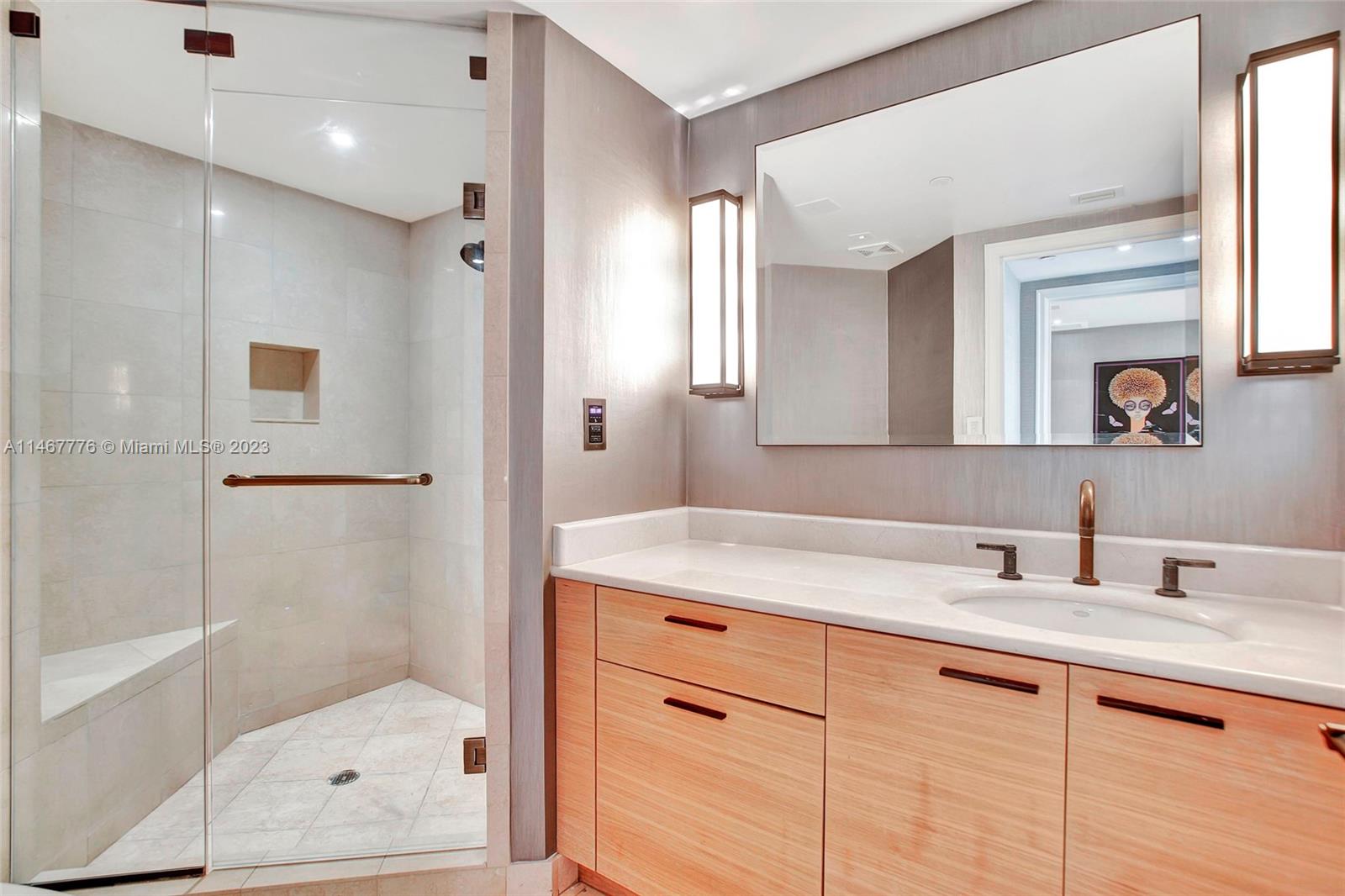 TOWERS OF PORTO VITA-NORT - Residential