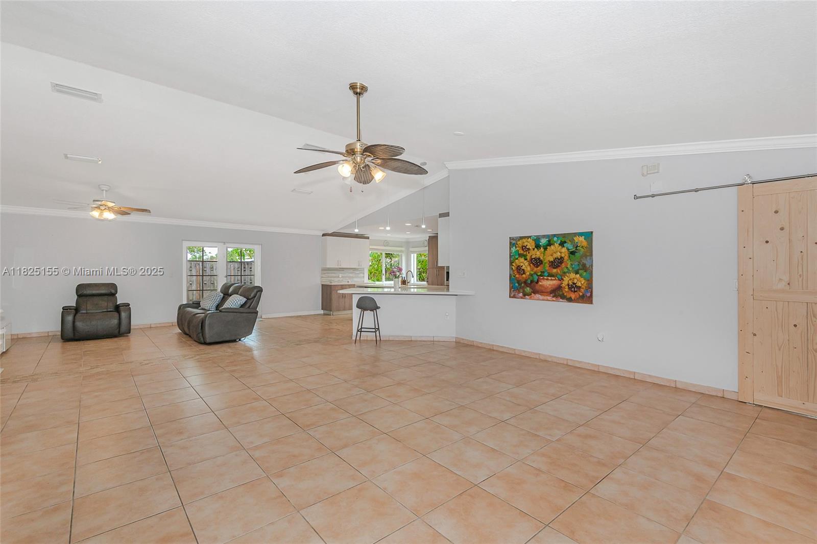 16859 Crestview Ln
