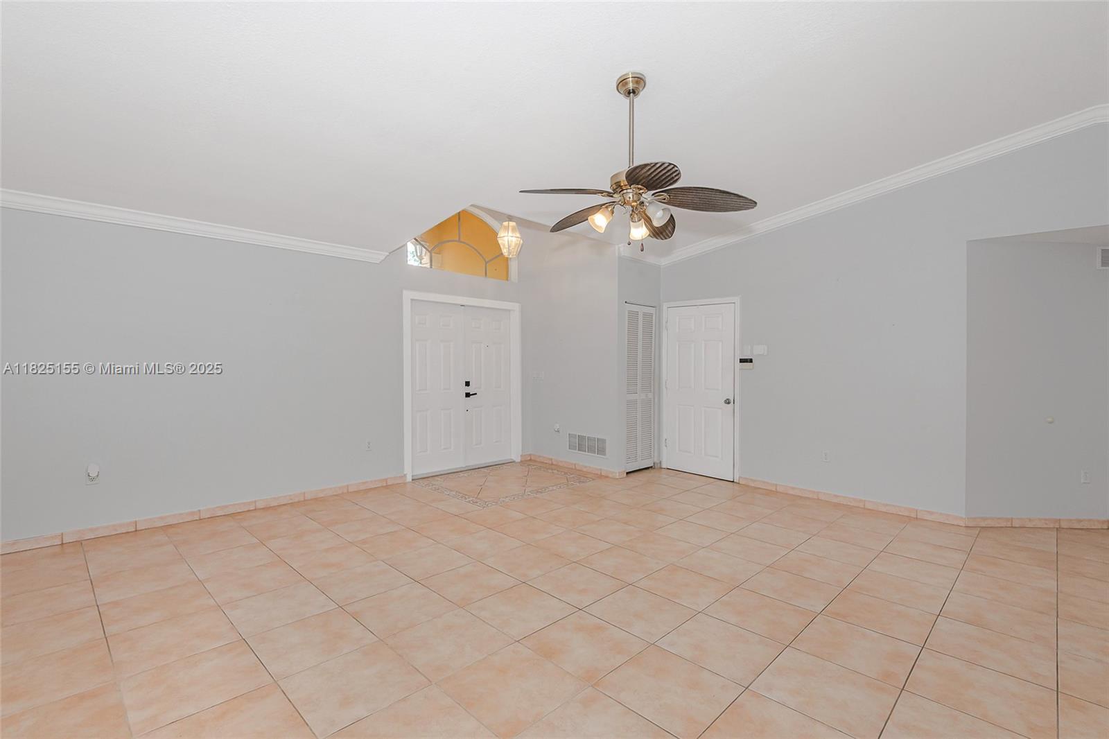 16859 Crestview Ln