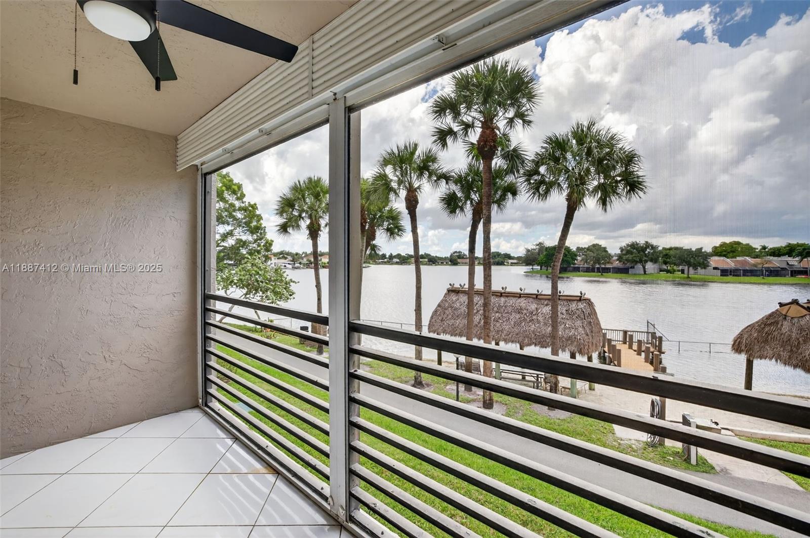 COLONY POINT 3 CONDO - Residential