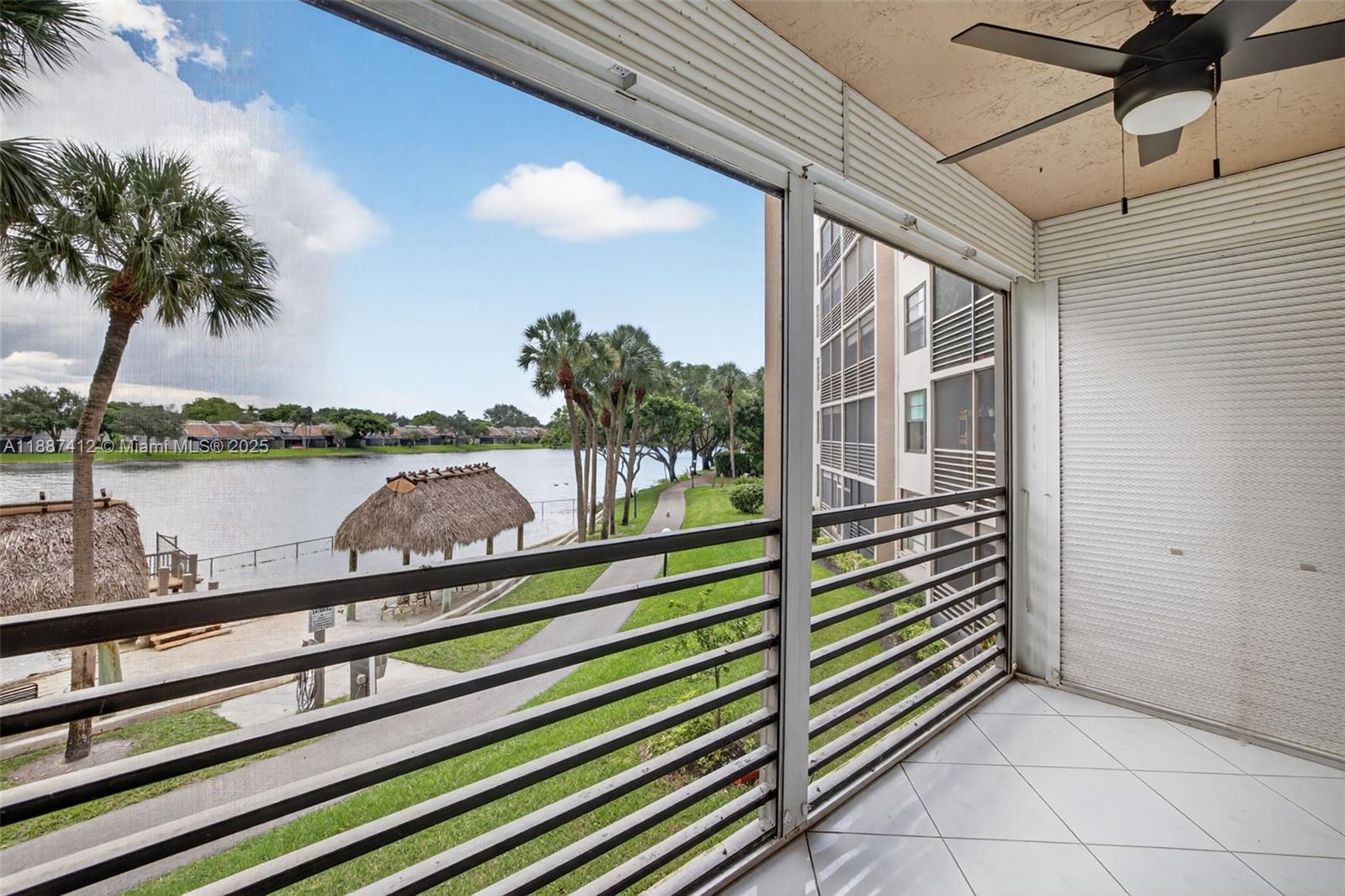 COLONY POINT 3 CONDO - Residential
