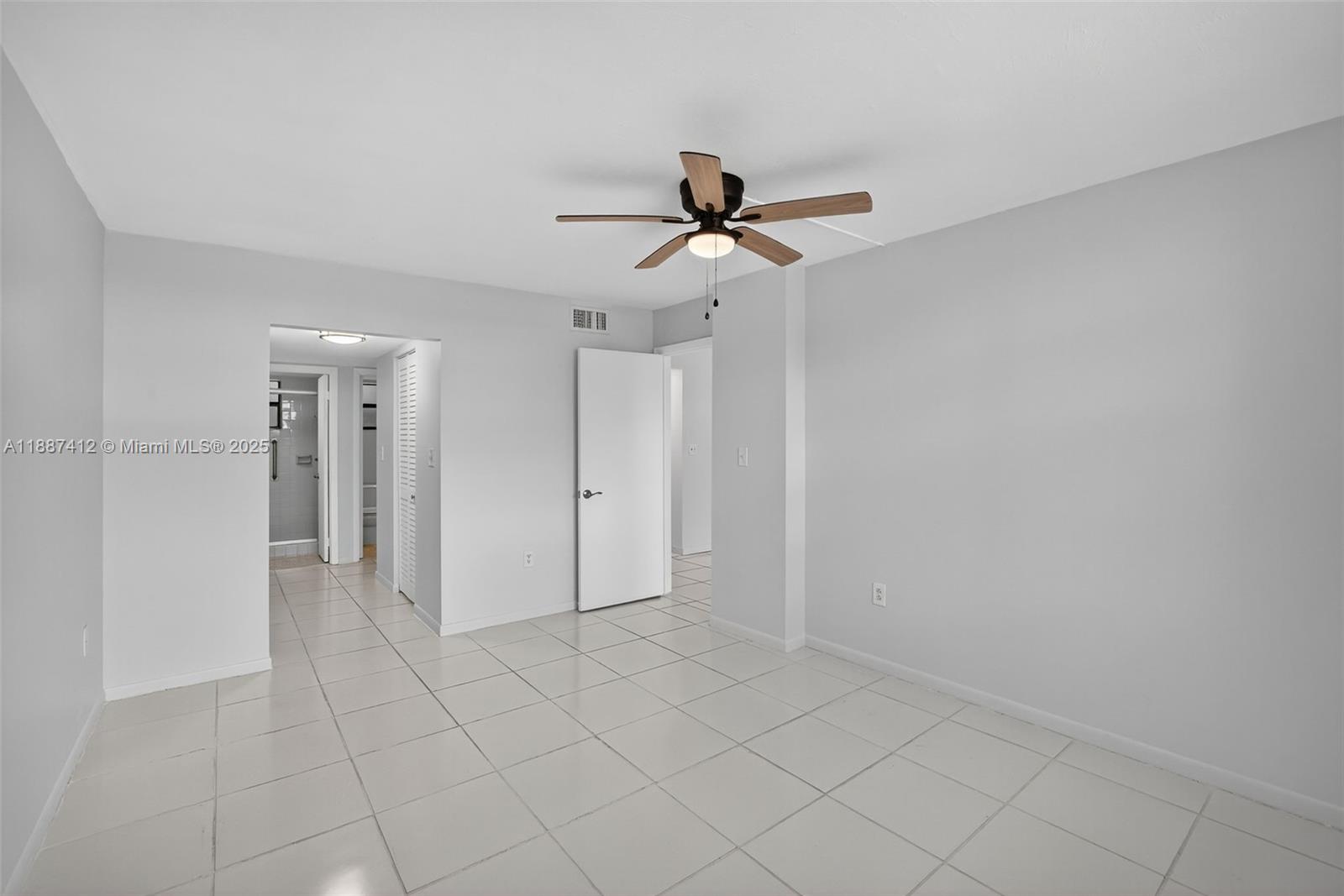 COLONY POINT 3 CONDO - Residential