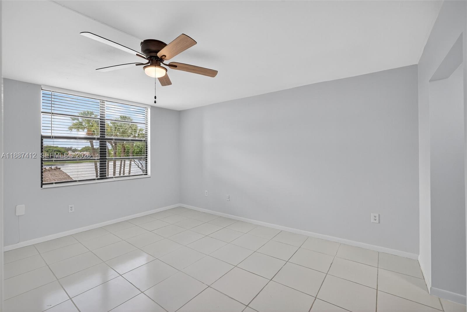 COLONY POINT 3 CONDO - Residential